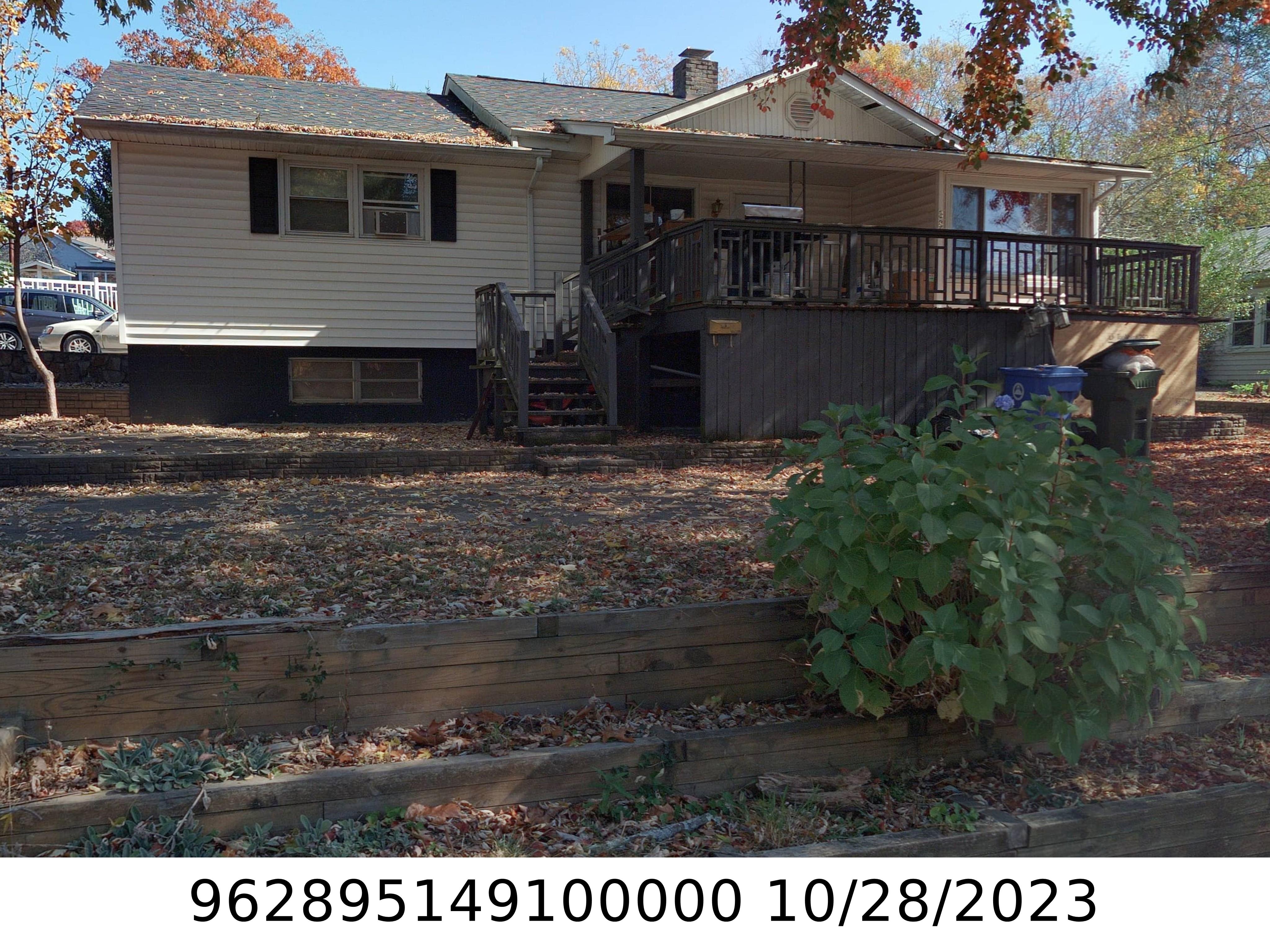 A picture of the property located at 38 CLINTON AVE, ASHEVILLE NC 28806.