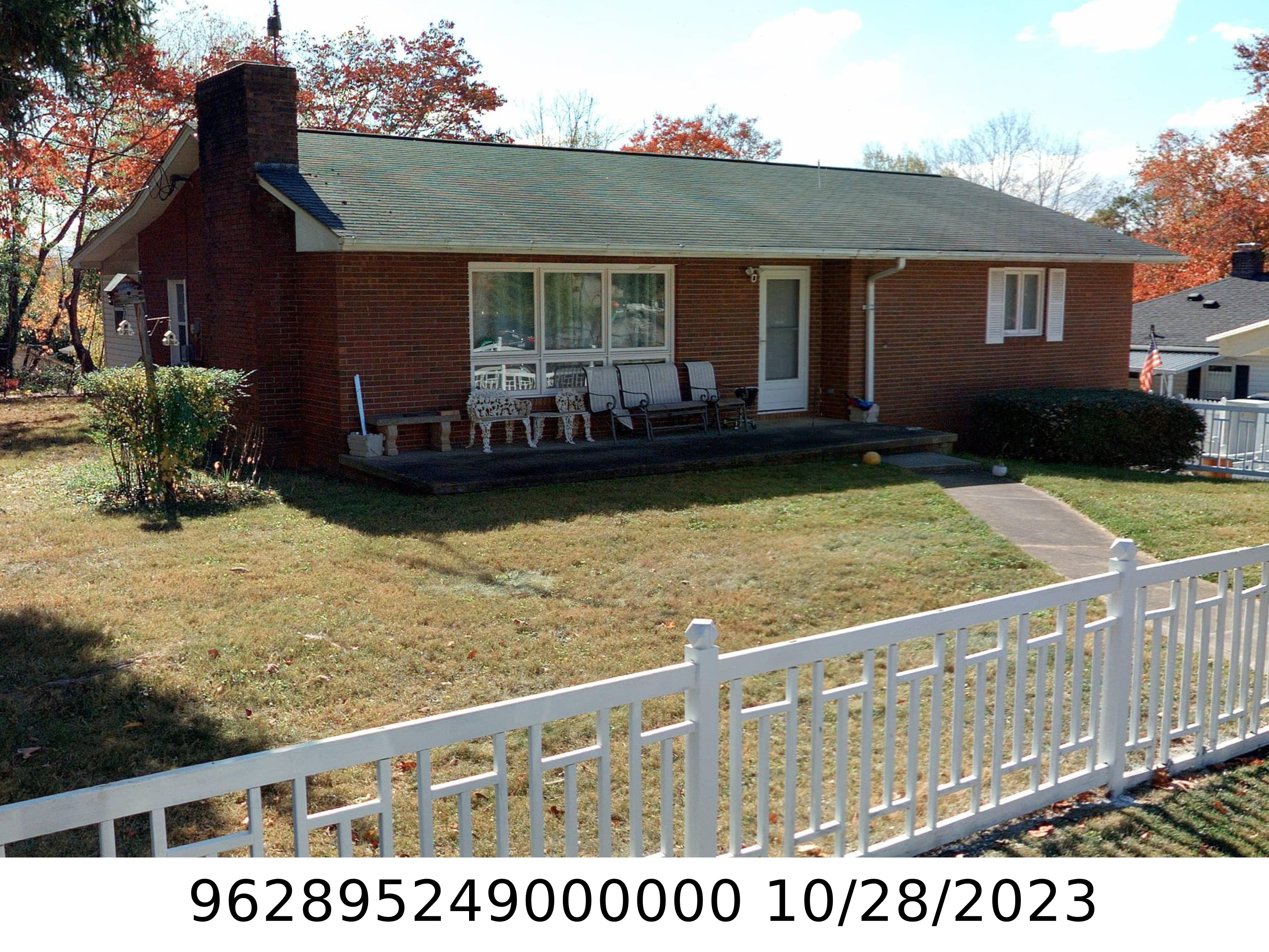 A picture of the property located at 38 REDFERN ST, ASHEVILLE NC 28806.