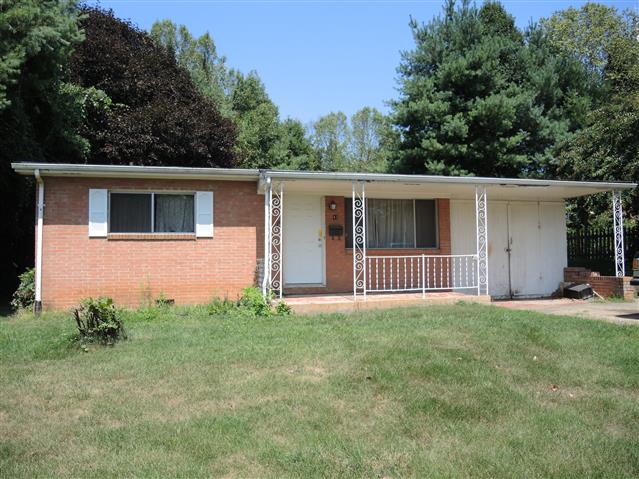 A picture of the property located at 43 REDFERN ST ASHEVILLE NC.