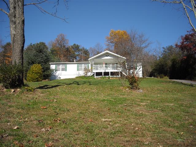 A picture of the property located at 19 R MORTON LN, ASHEVILLE NC 28806.