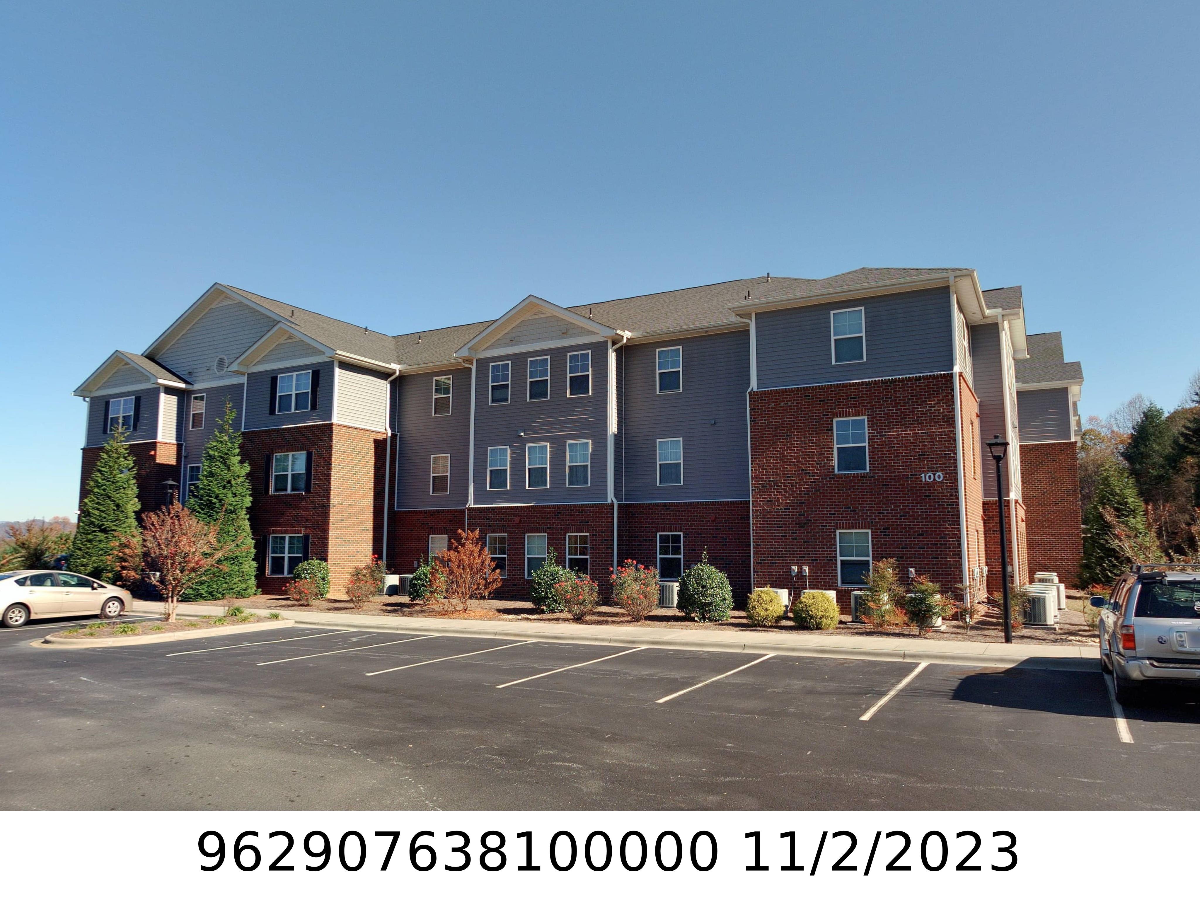 A picture of the property located at 100 BOXELDER CIR # 114, ASHEVILLE NC 28806.