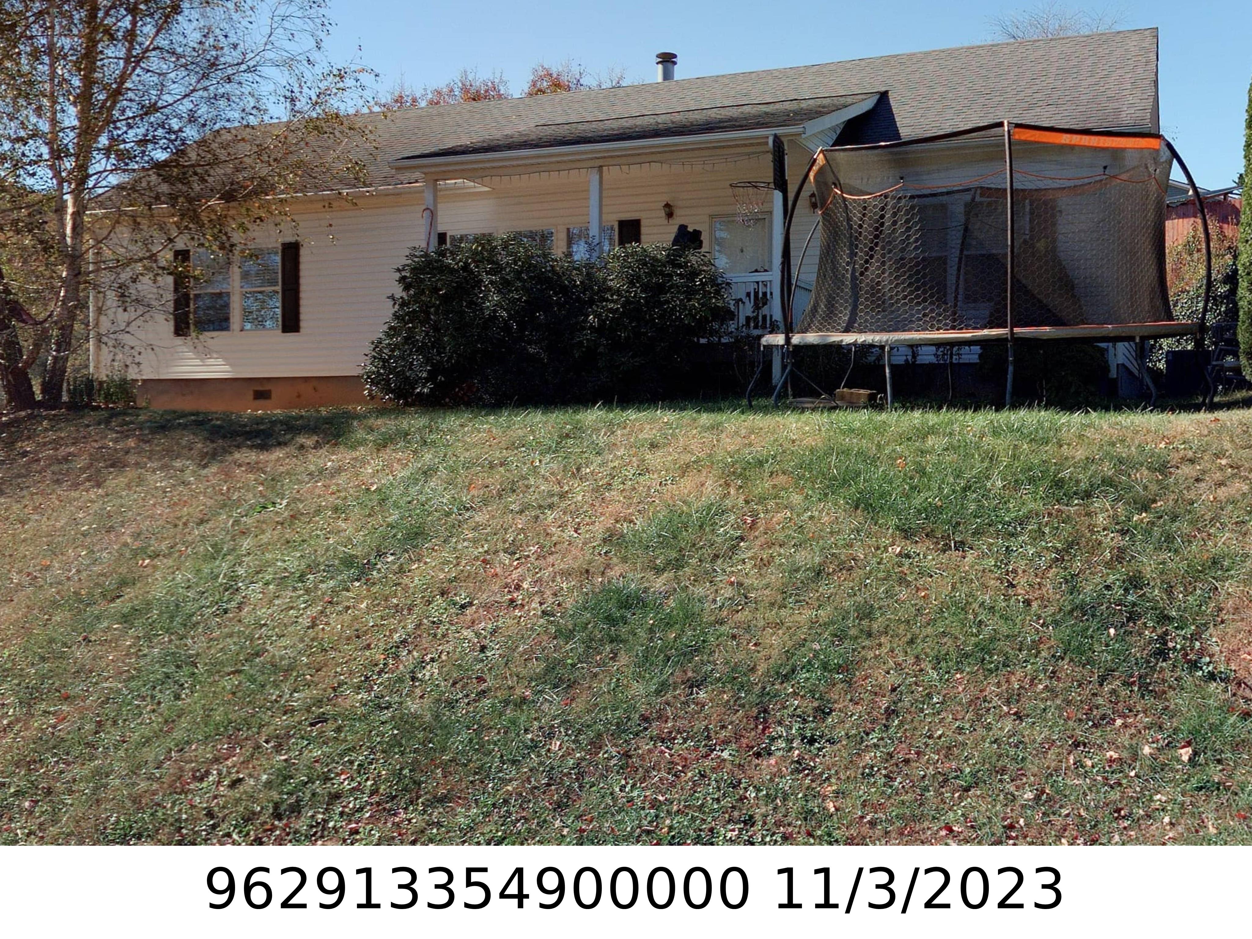 A picture of the property located at 8 SYDNEY LN, ASHEVILLE NC 28806.