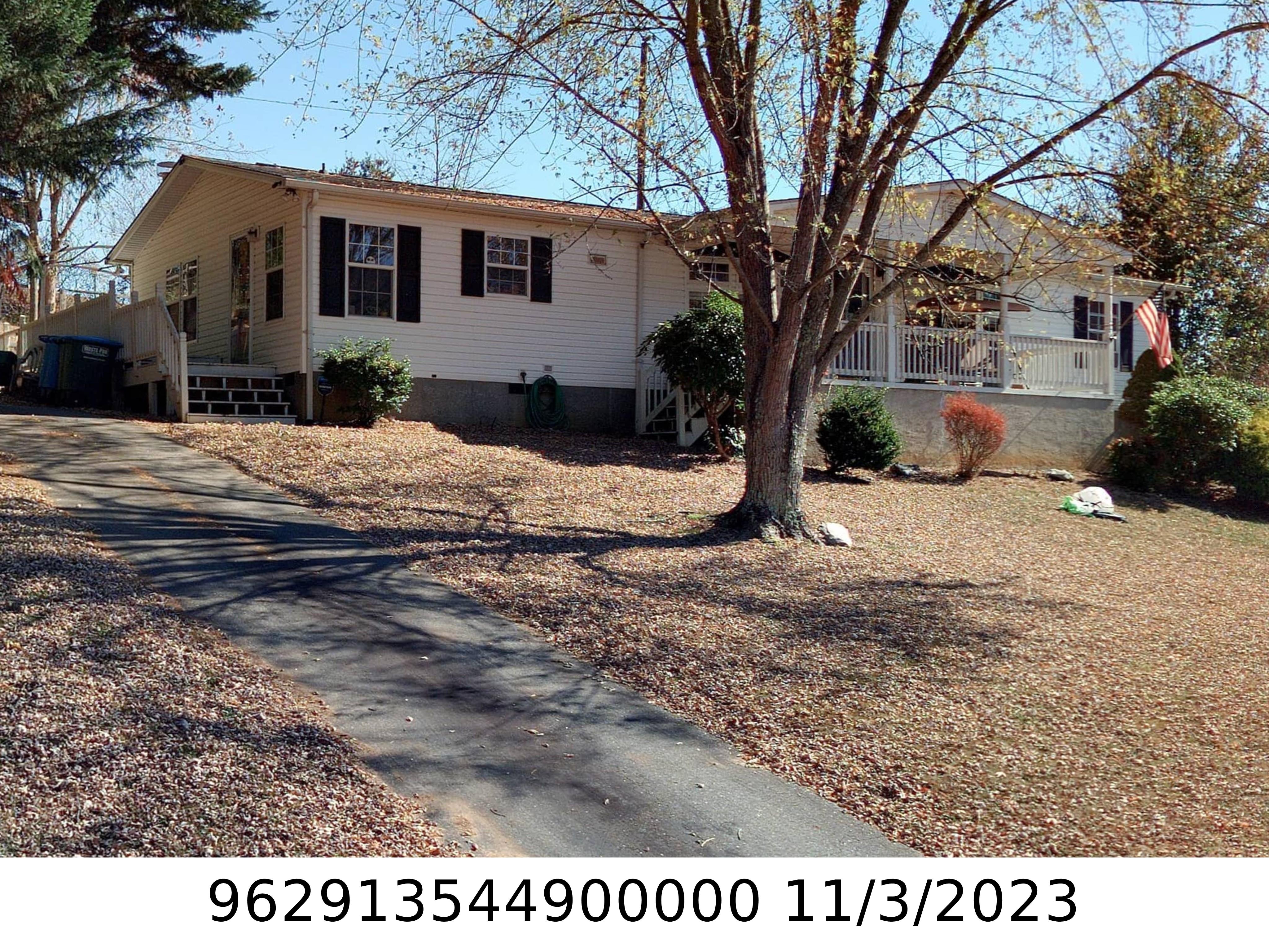 A picture of the property located at 5 SYDNEY LN, ASHEVILLE NC 28806.