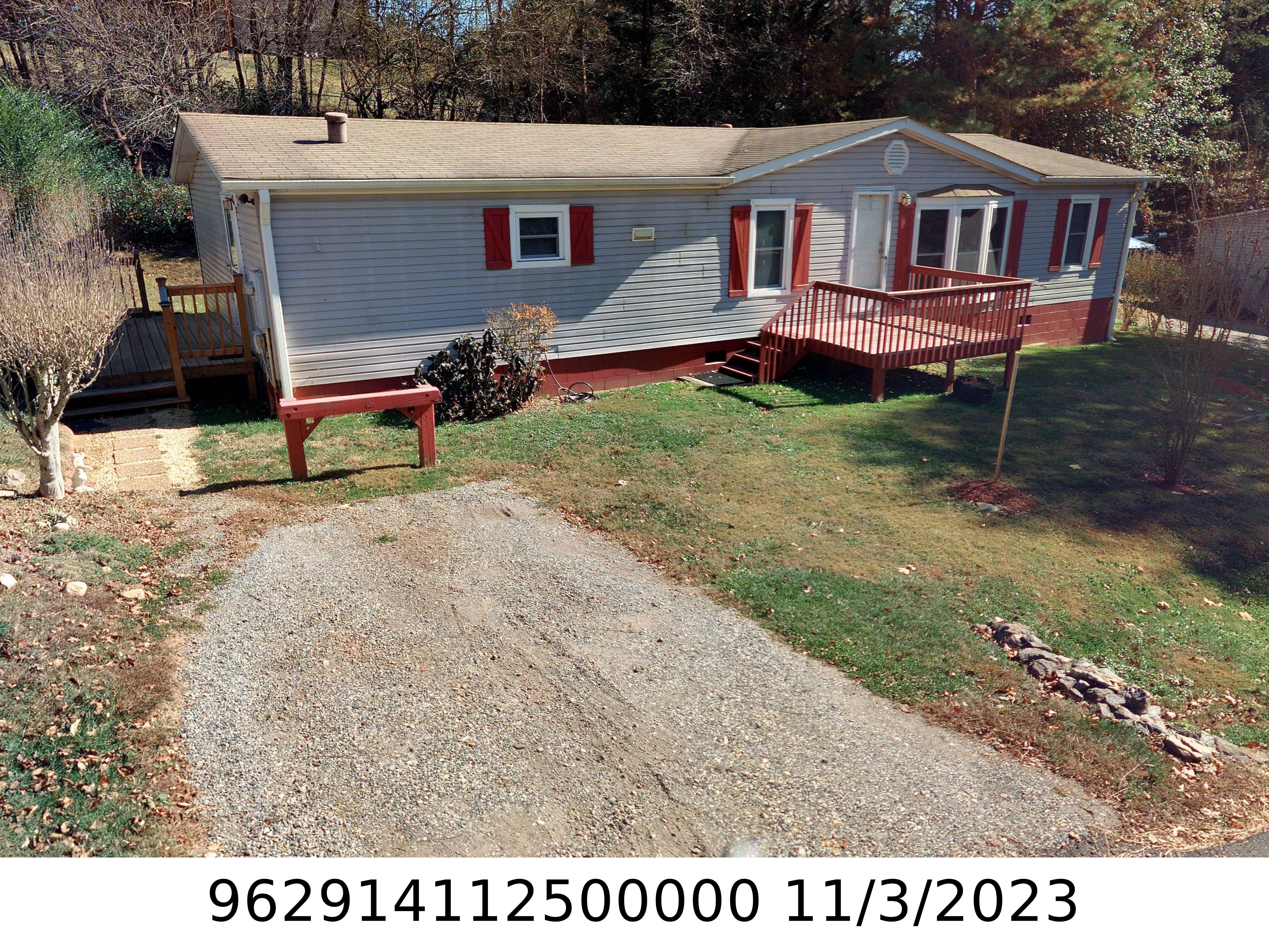 A picture of the property located at 313 CAMELIA LN, ASHEVILLE NC 28806.