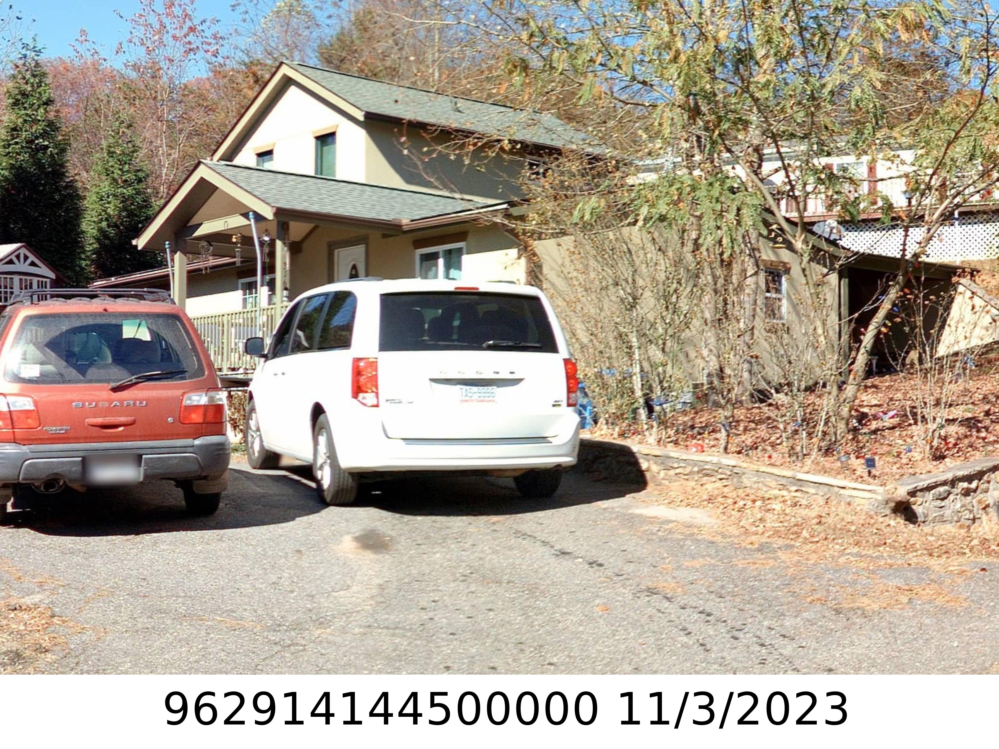 A picture of the property located at 316 CAMELIA LN, ASHEVILLE NC 28806.