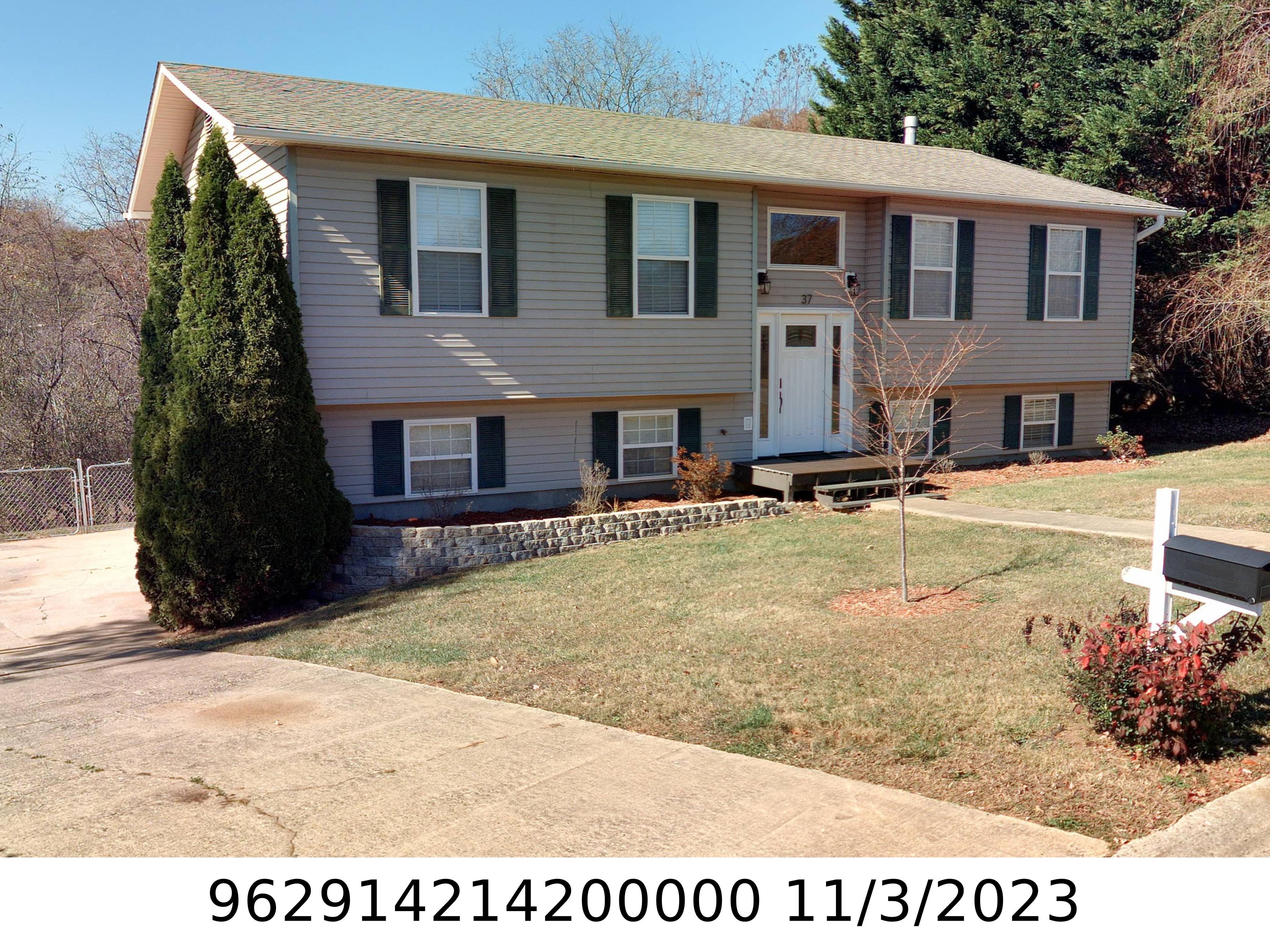 A picture of the property located at 37 SYDNEY LN, ASHEVILLE NC 28806.