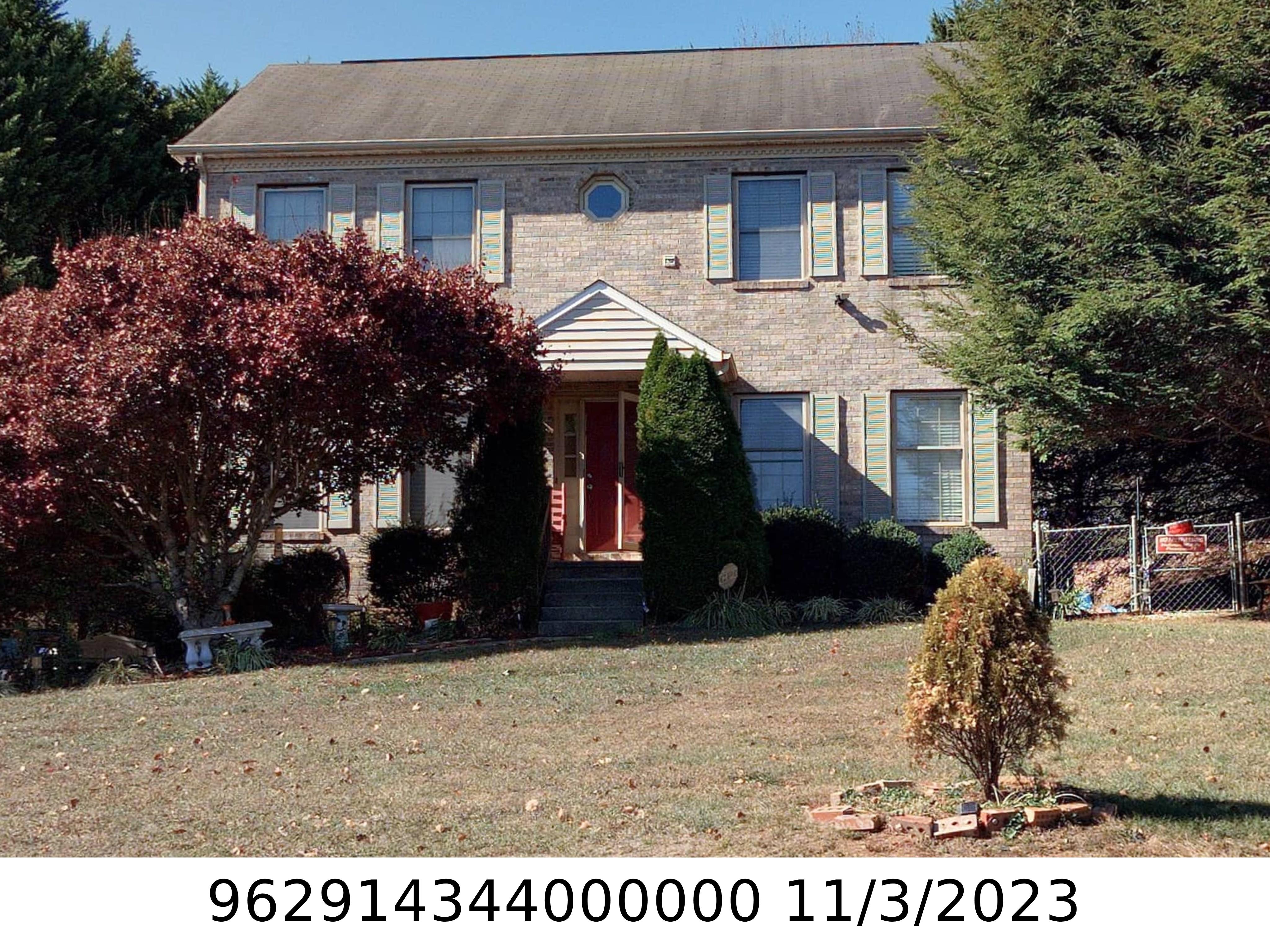 A picture of the property located at 31 SYDNEY LN, ASHEVILLE NC 28806.