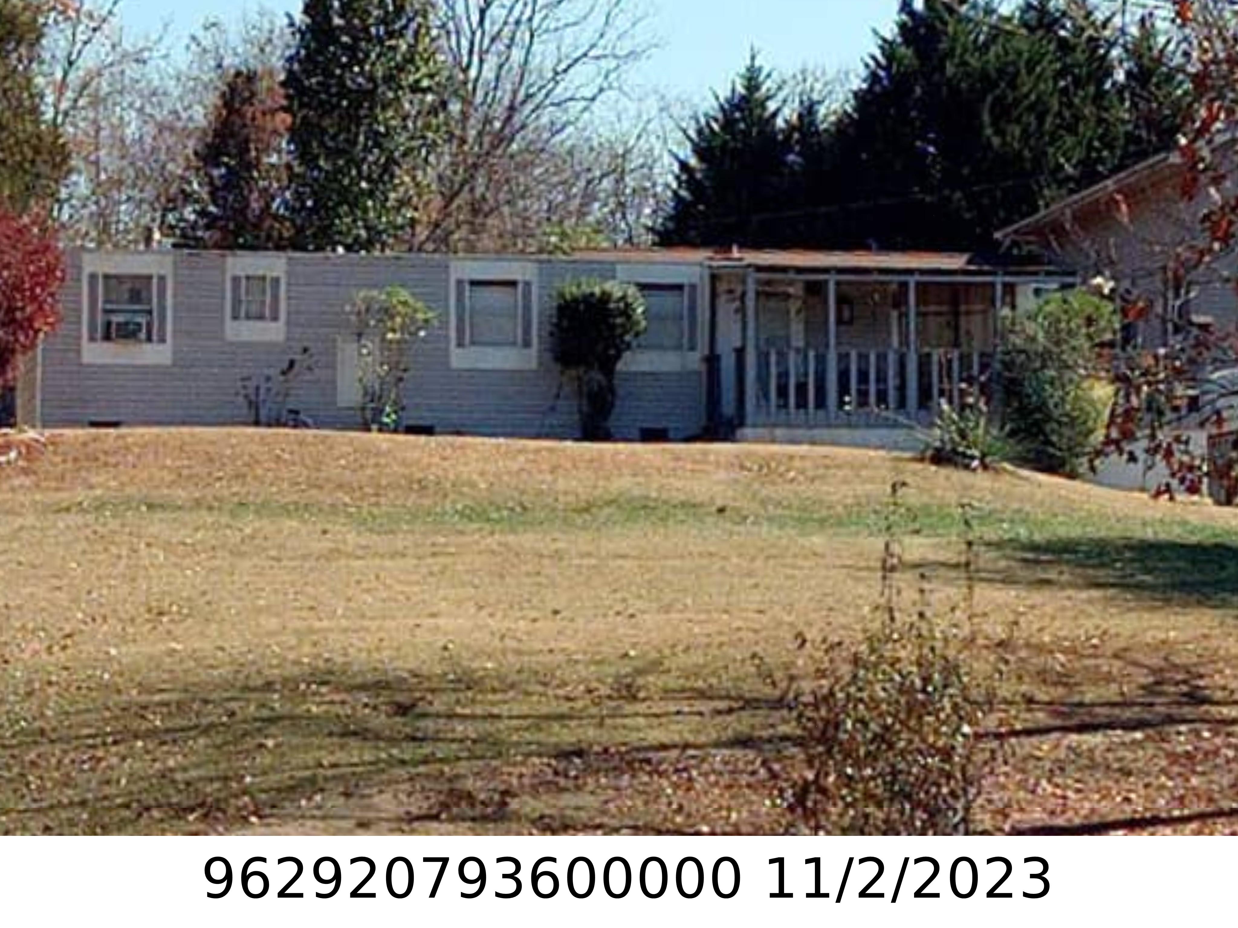 A picture of the property located at 11 TOP NOTCH LN, ASHEVILLE NC 28806.