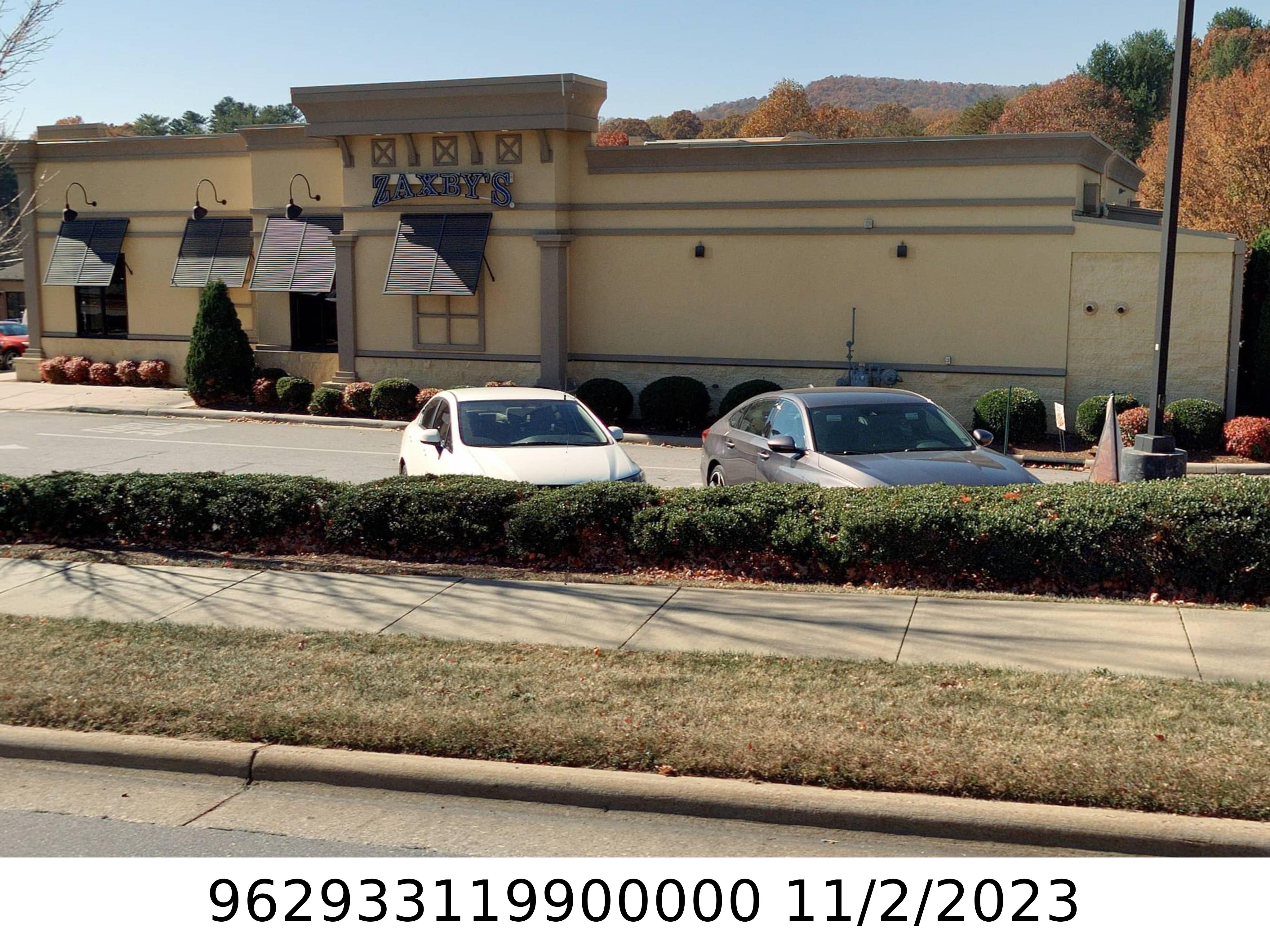 A picture of the property located at 330 NEW LEICESTER HWY, ASHEVILLE NC 28806.