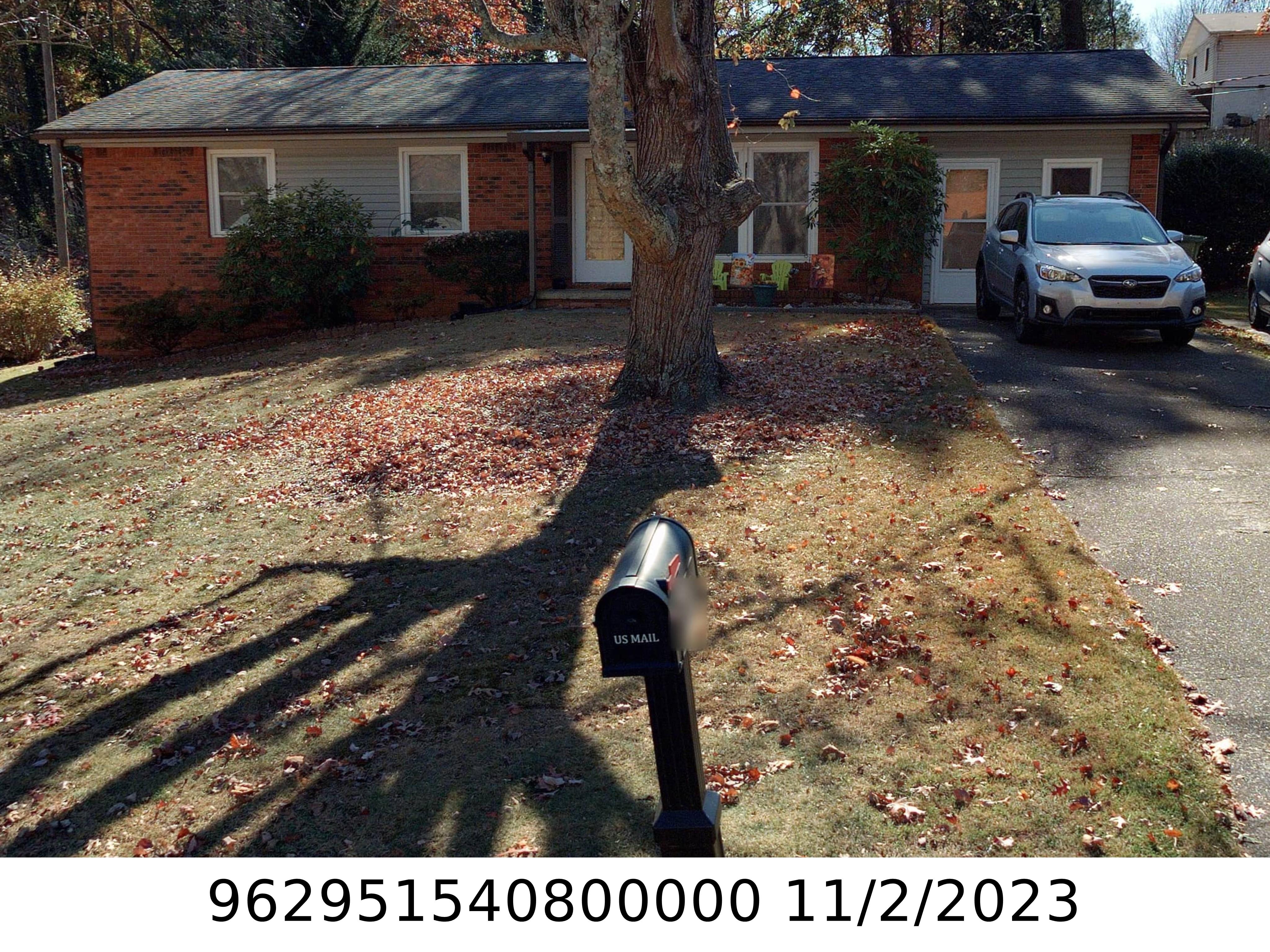 A picture of the property located at 13 LANCELOT LN, ASHEVILLE NC 28806.
