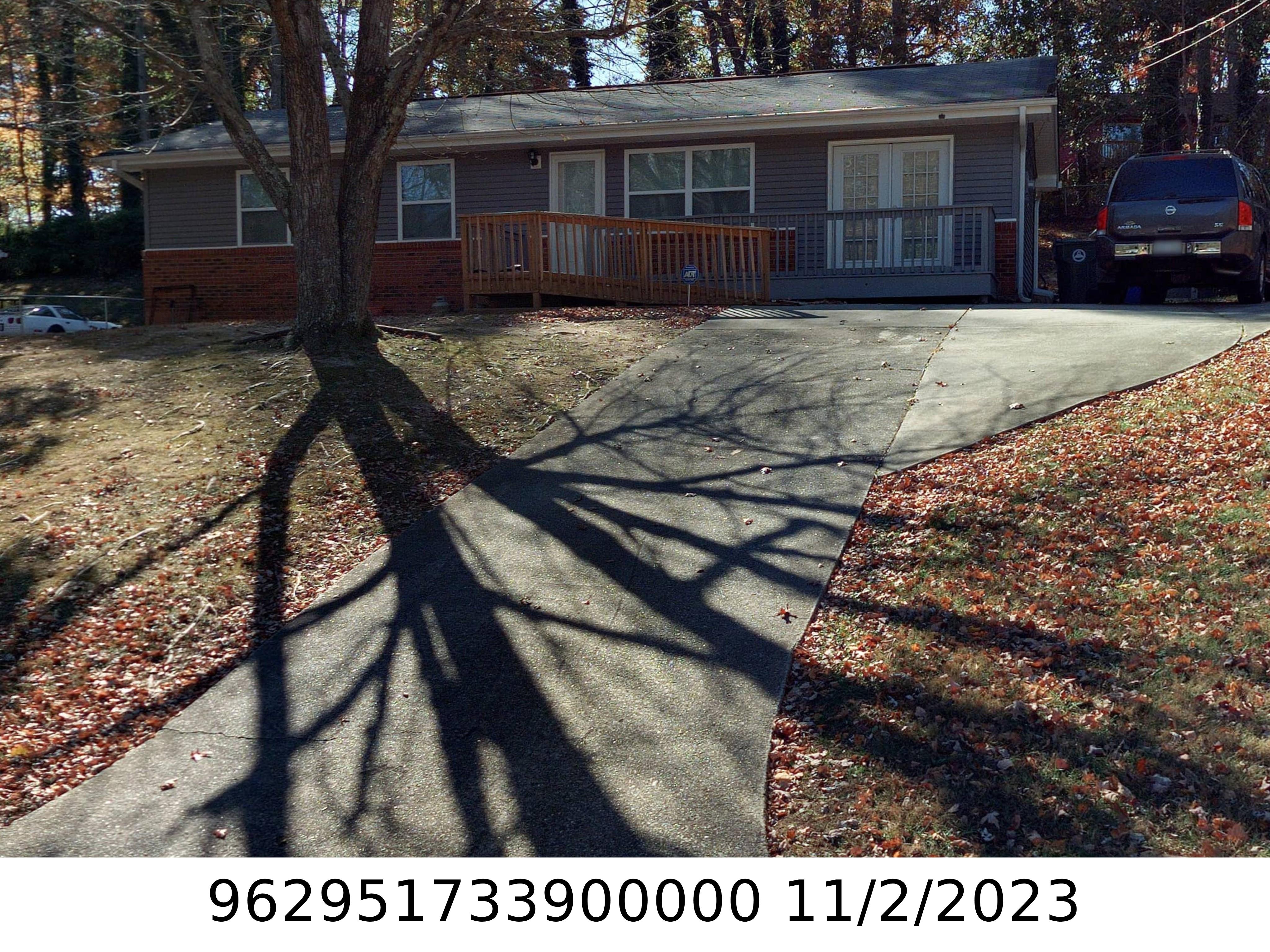 A picture of the property located at 19 LANCELOT LN, ASHEVILLE NC 28806.