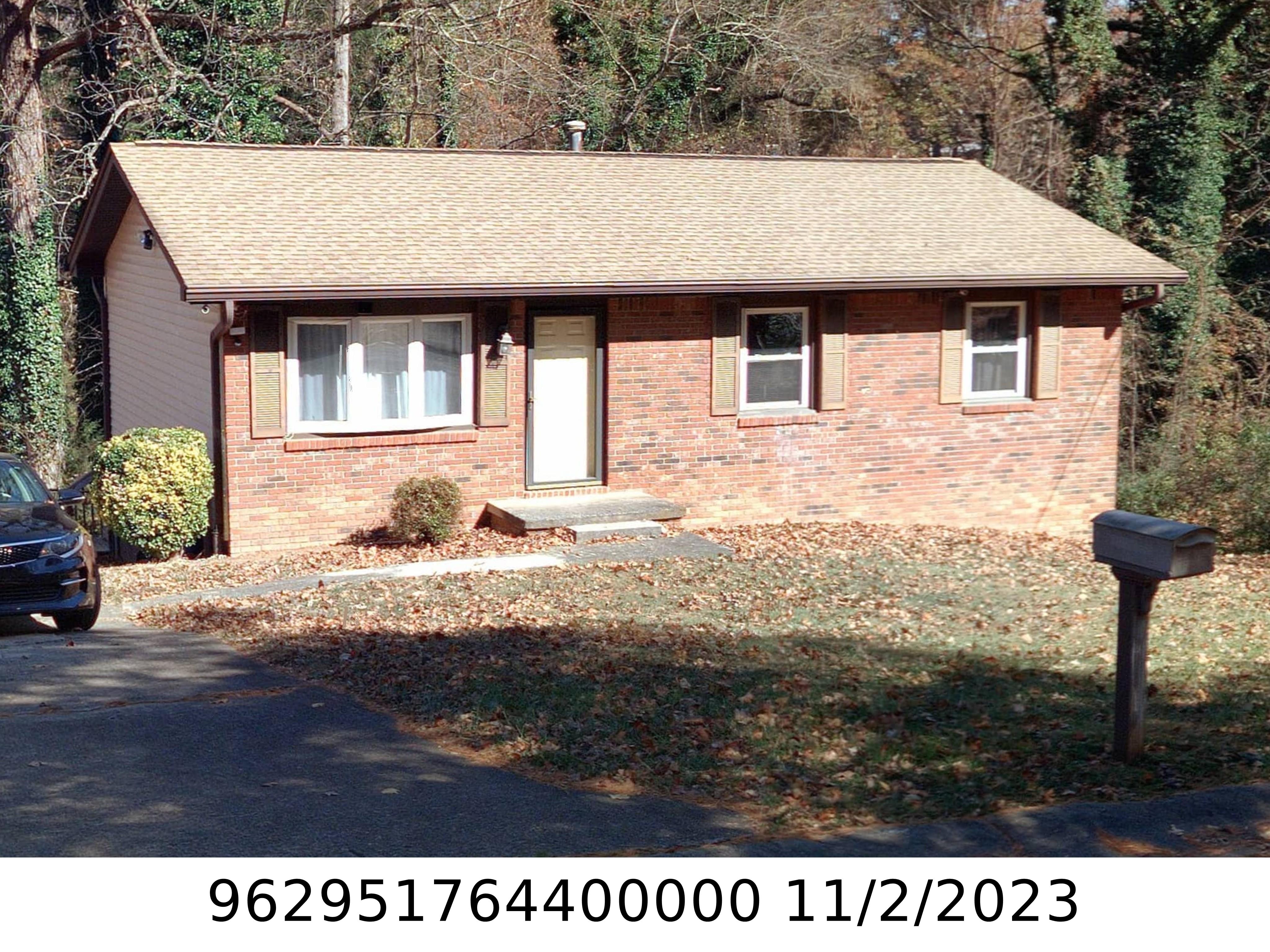 A picture of the property located at 18 LANCELOT LN, ASHEVILLE NC 28806.