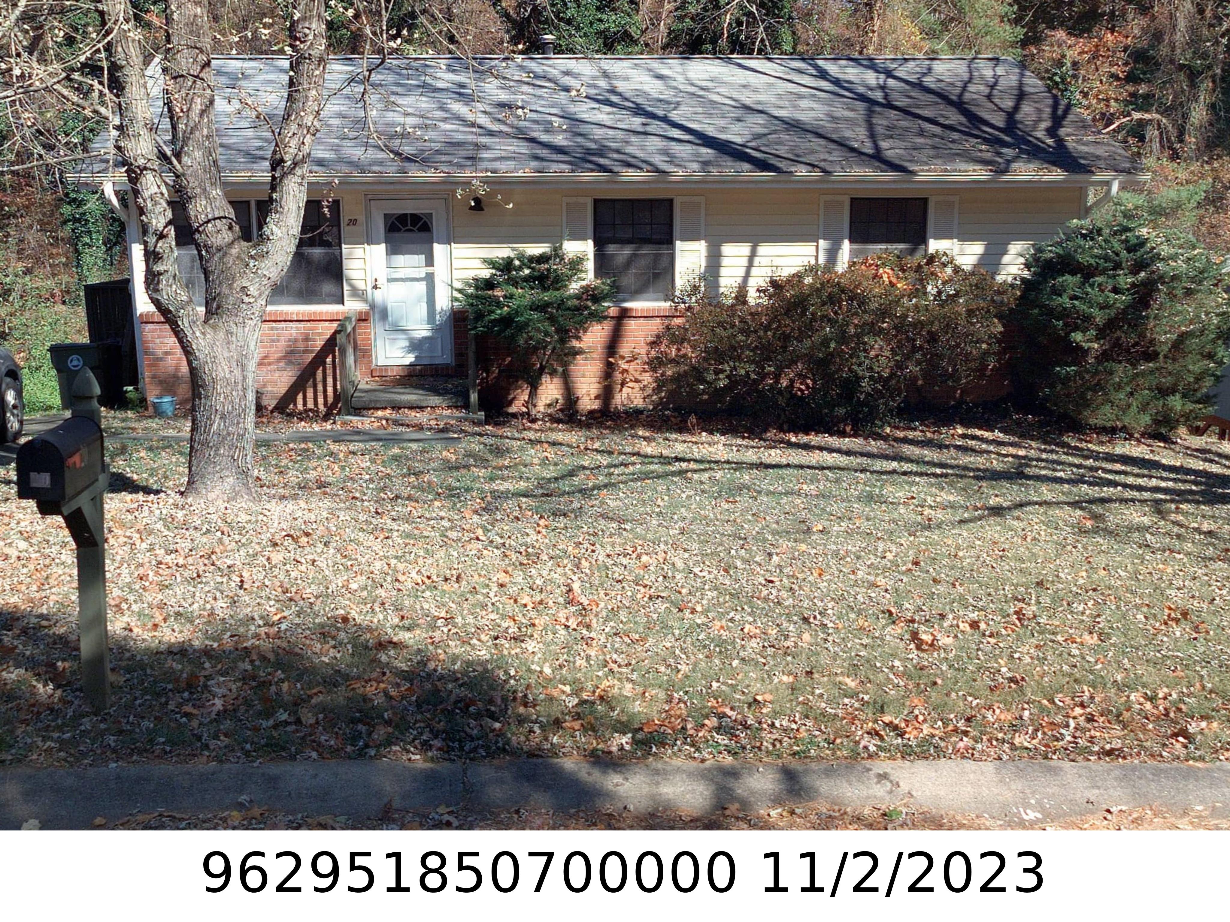 A picture of the property located at 20 LANCELOT LN, ASHEVILLE NC 28806.