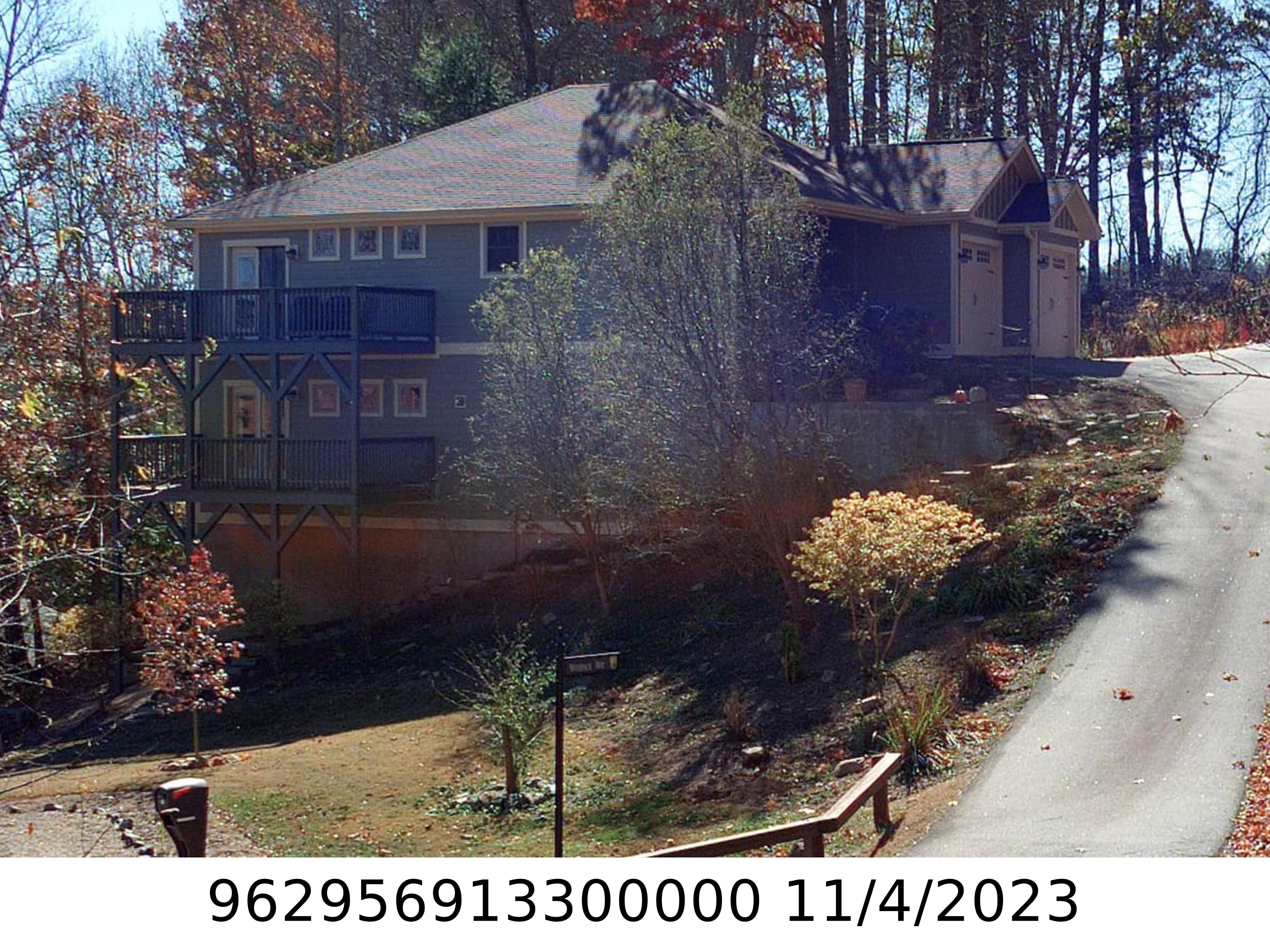 A picture of the property located at 6 ACADIA DR, ASHEVILLE NC 28806.