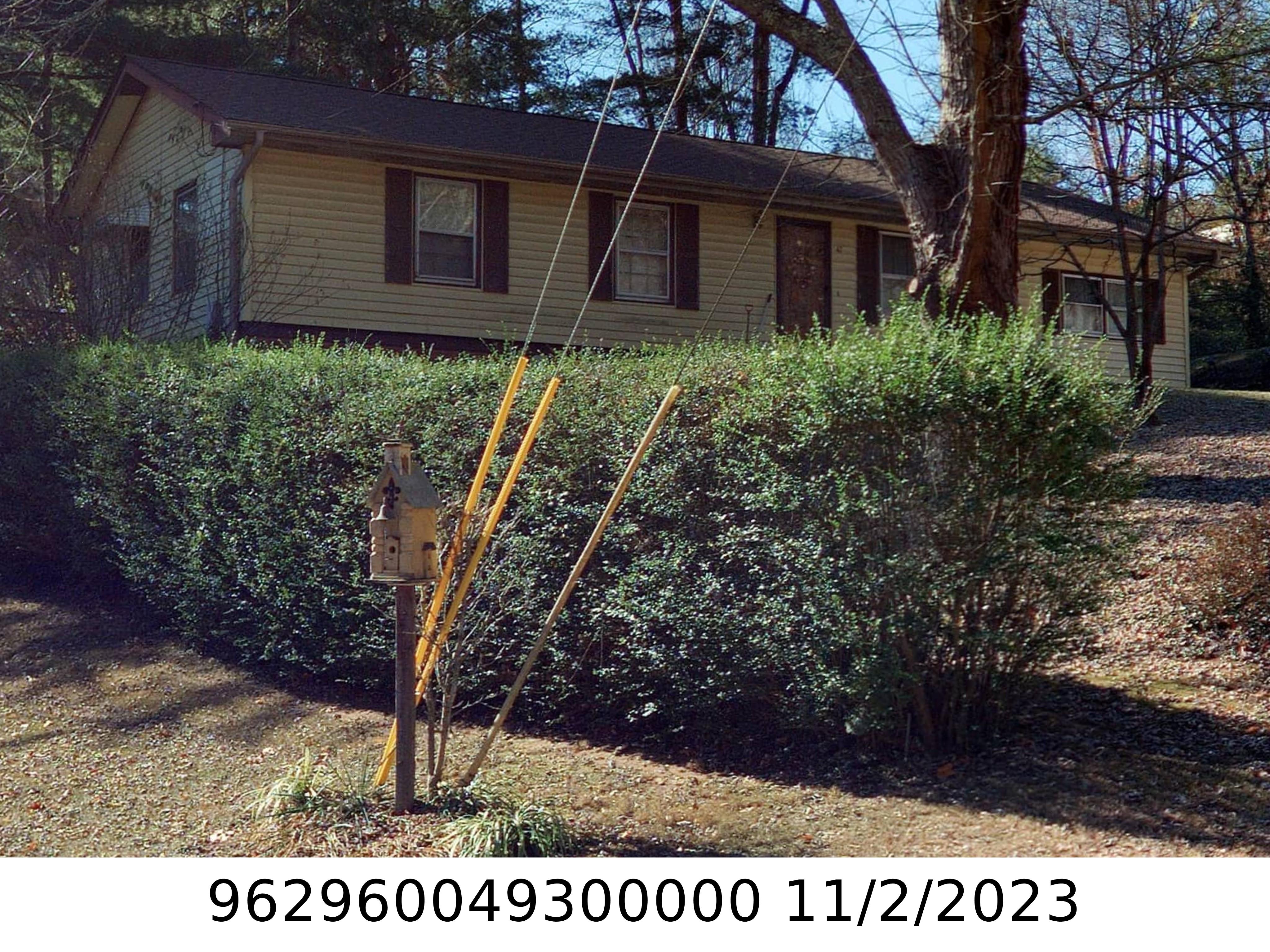 A picture of the property located at 47 LANCELOT LN, ASHEVILLE NC 28806.