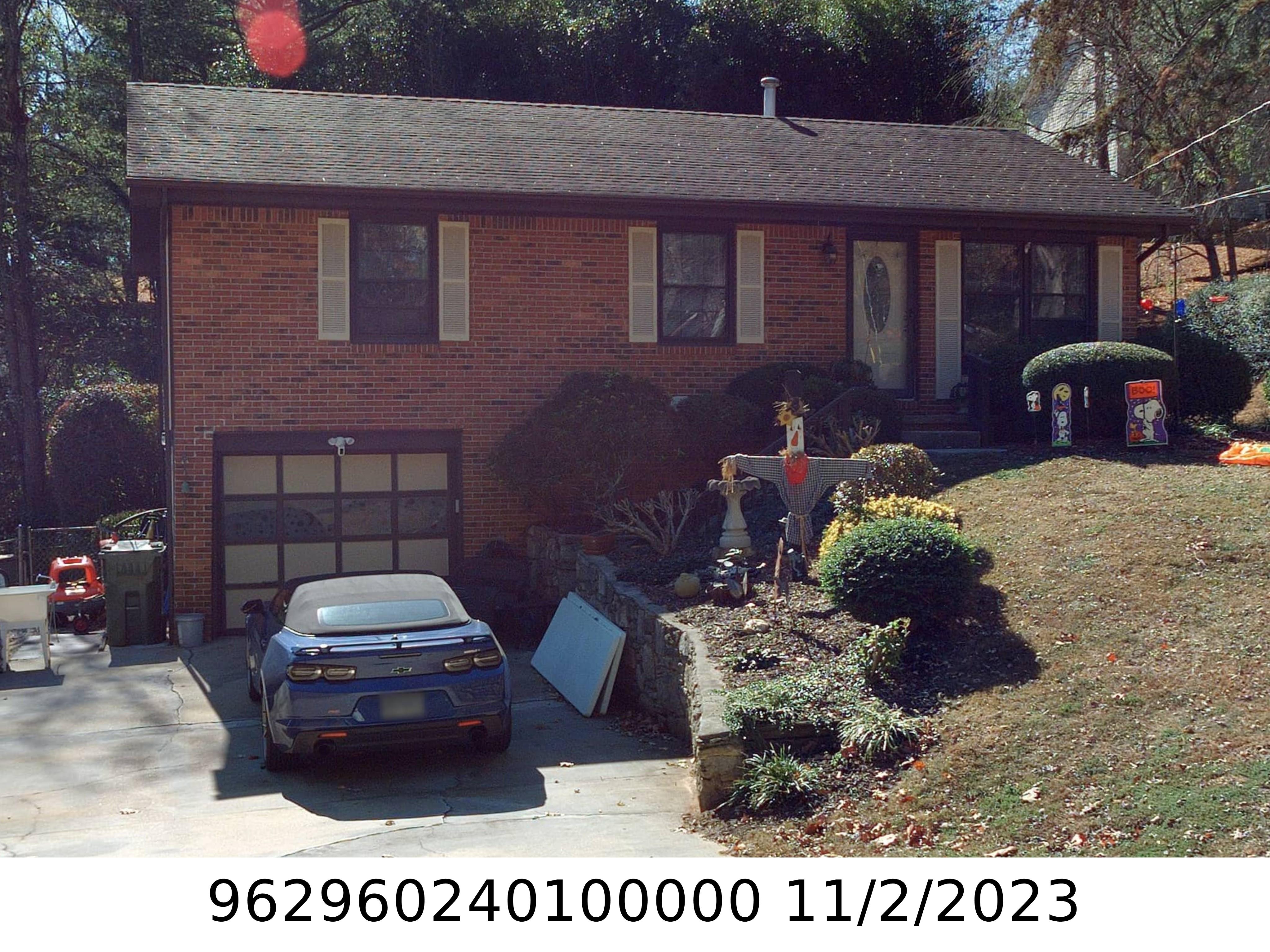 A picture of the property located at 49 LANCELOT LN, ASHEVILLE NC 28806.