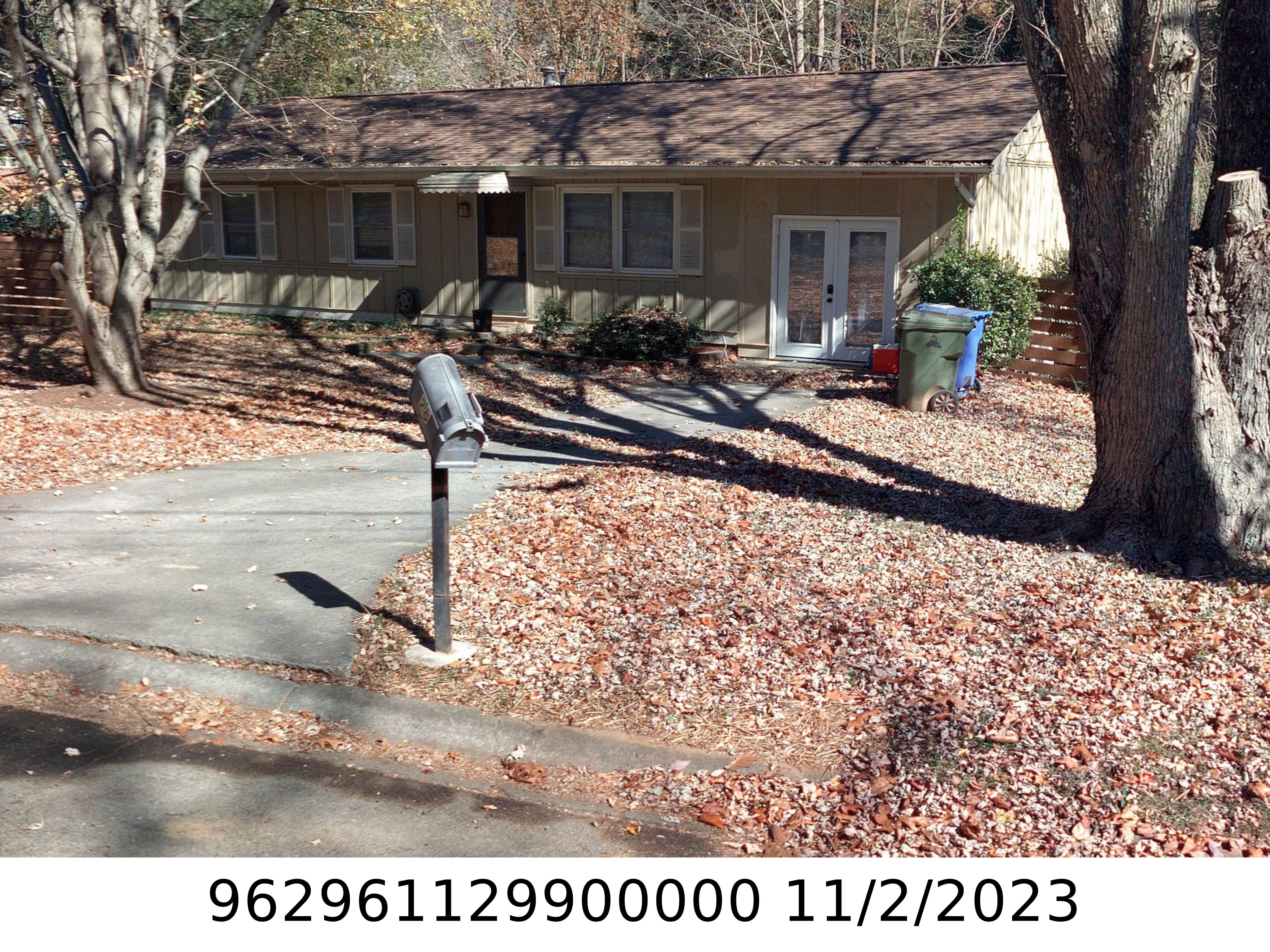 A picture of the property located at 28 LANCELOT LN, ASHEVILLE NC 28806.