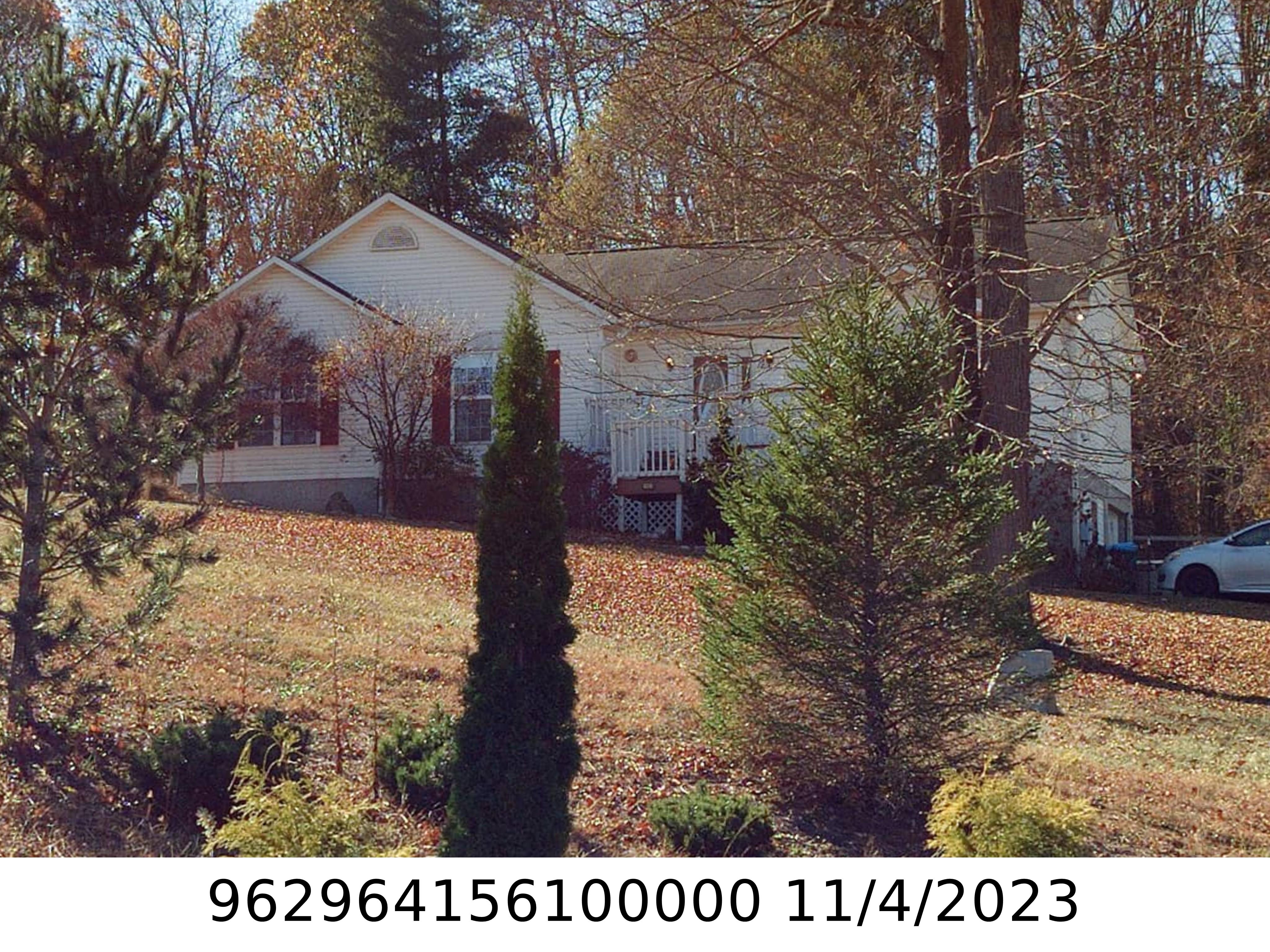 A picture of the property located at 12 LAWSON LN, ASHEVILLE NC 28806.