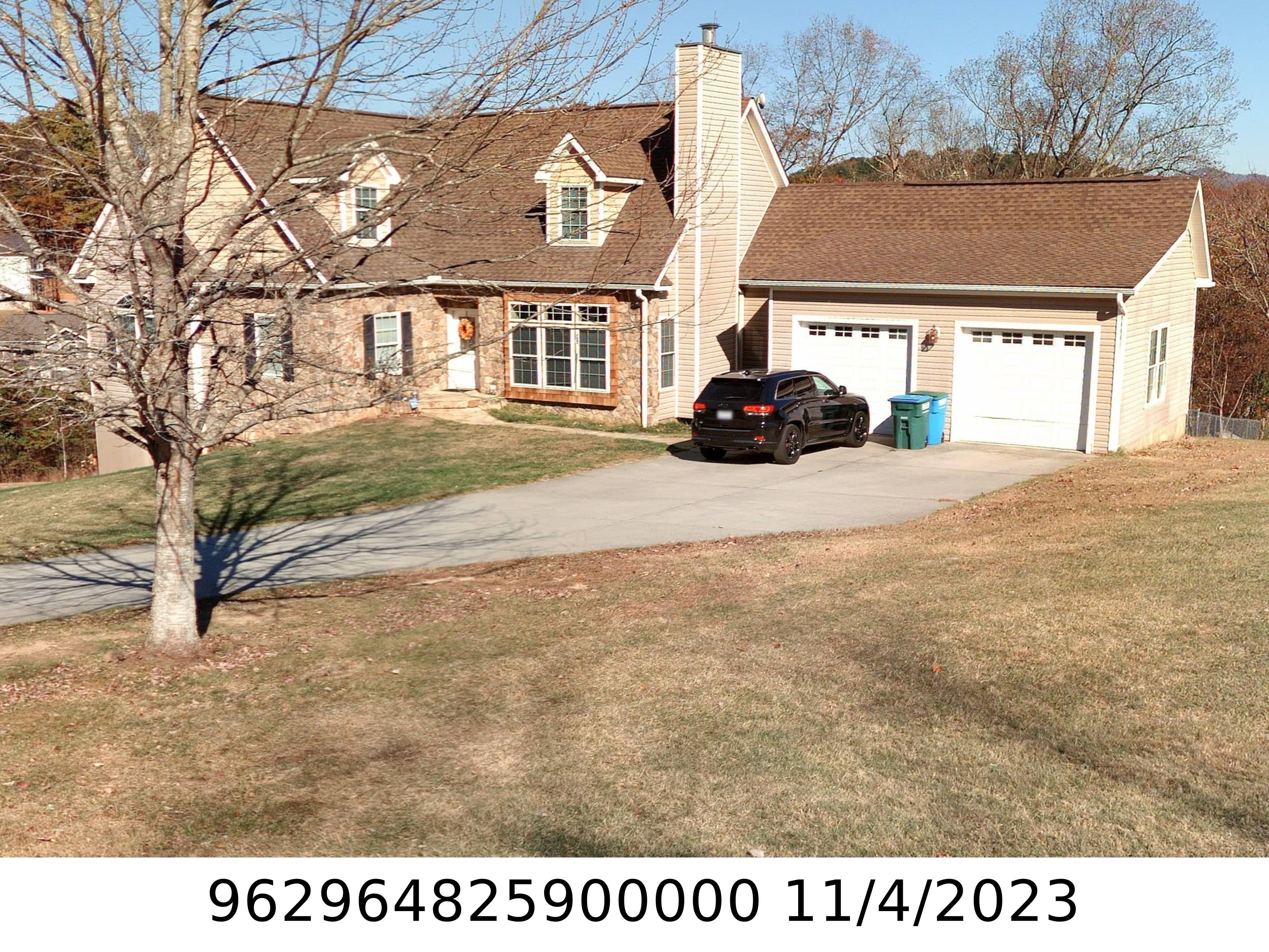 A picture of the property located at 19 BRENNAN BROOK DR, ASHEVILLE NC 28806.