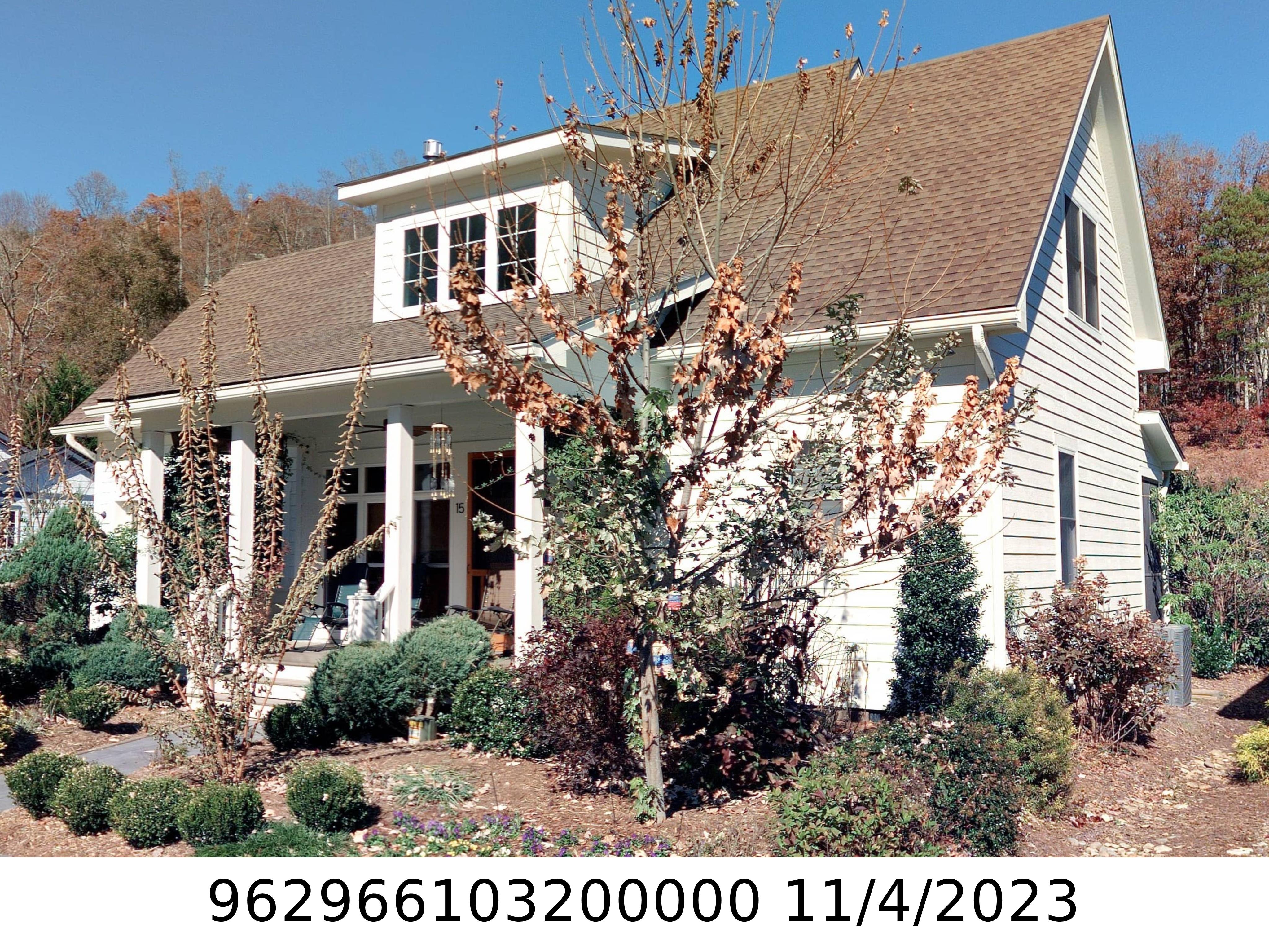 A picture of the property located at 15 VERDE DR, ASHEVILLE NC 28806.