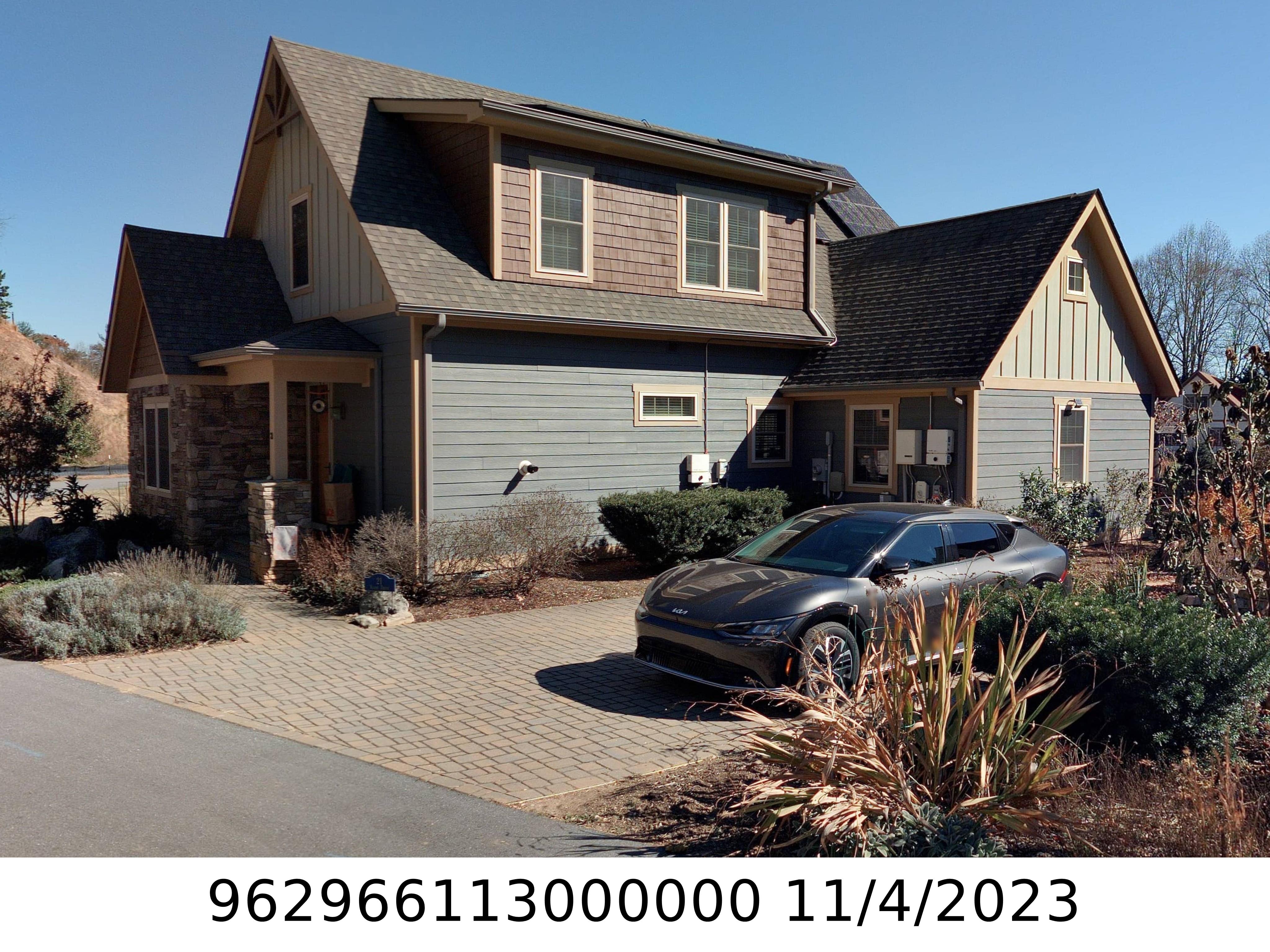 A picture of the property located at 21 VERDE DR, ASHEVILLE NC 28806.