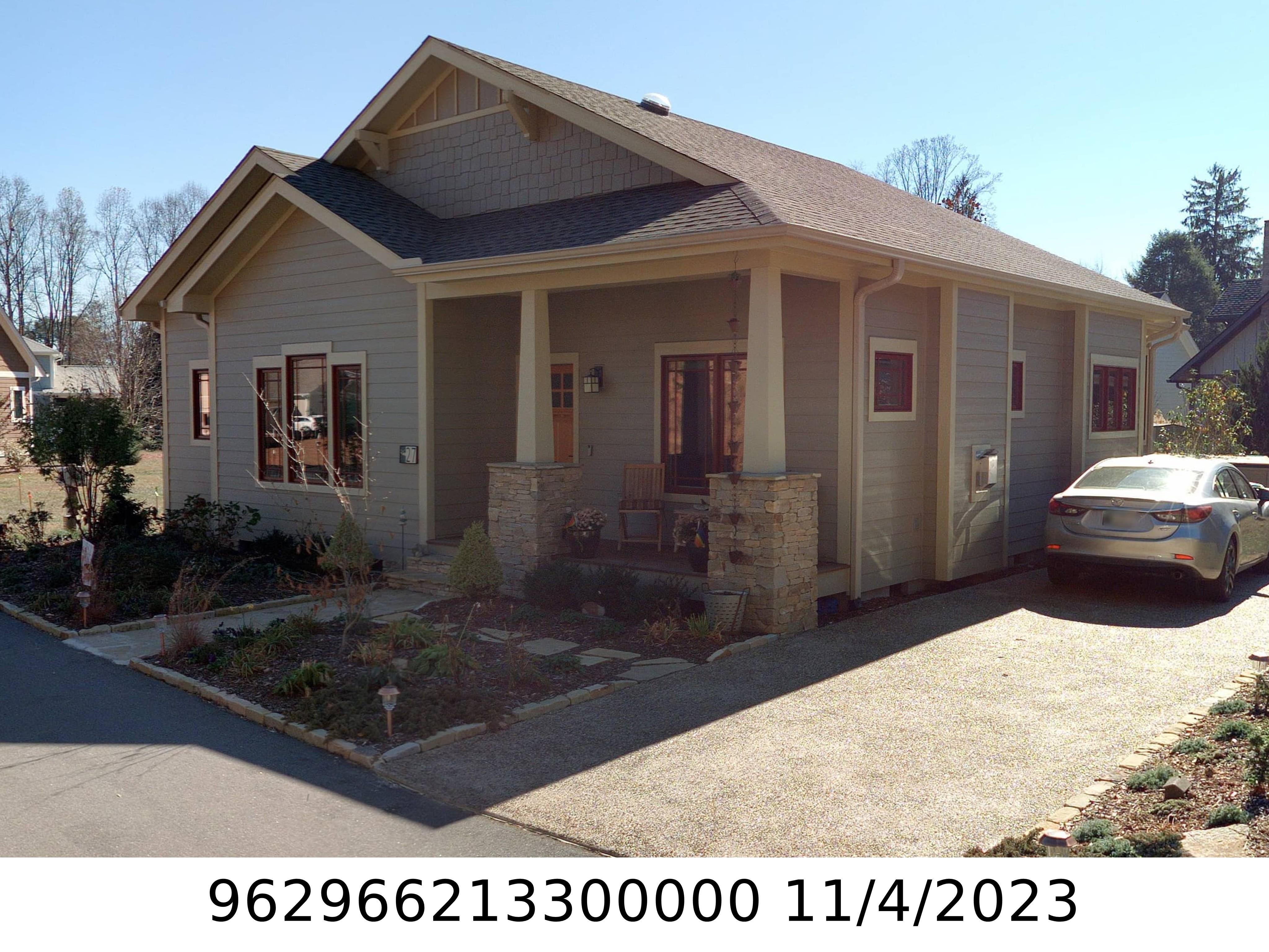 A picture of the property located at 27 VERDE DR, ASHEVILLE NC 28806.