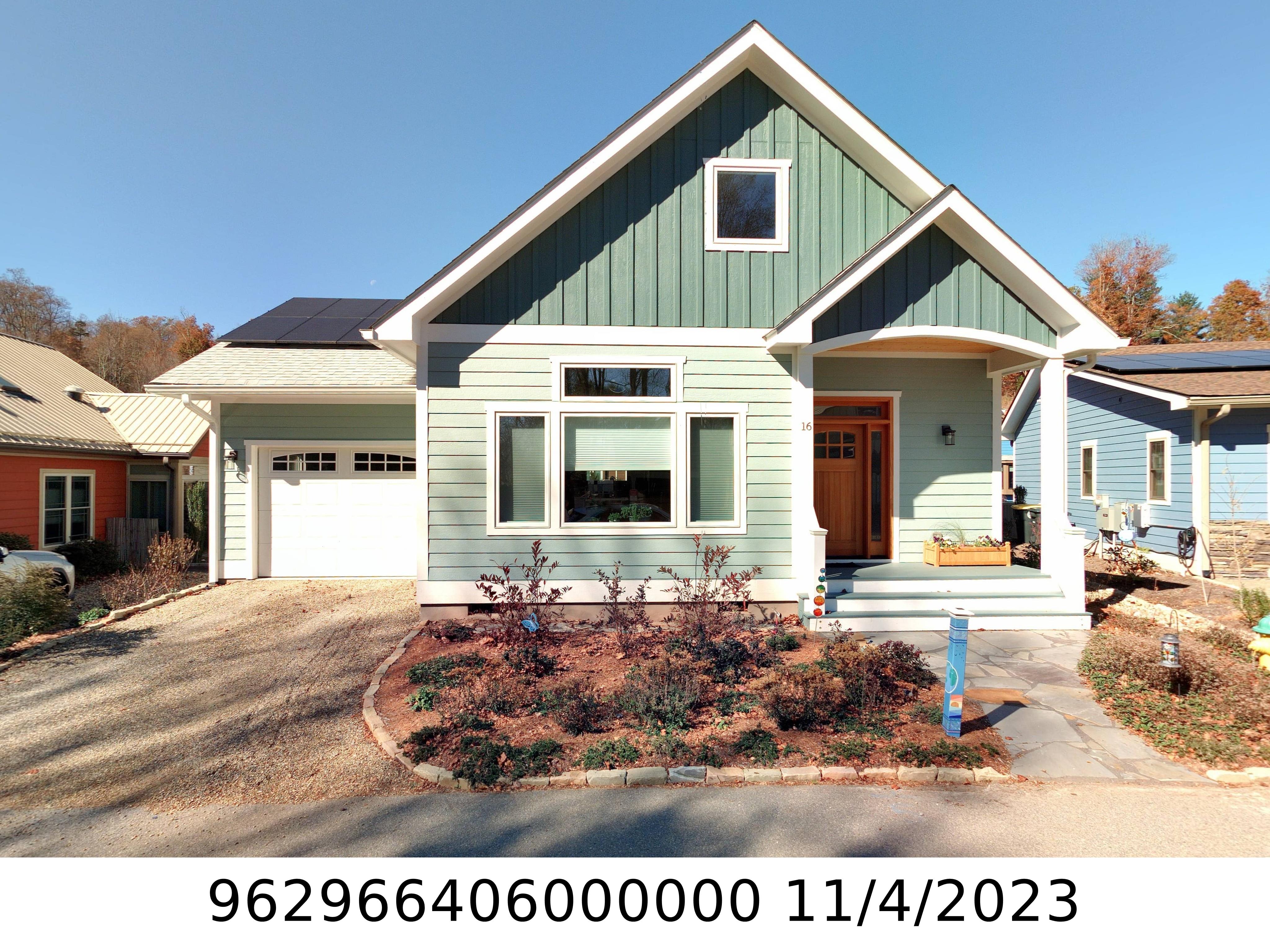 A picture of the property located at 16 DESTINATION DR, ASHEVILLE NC 28806.