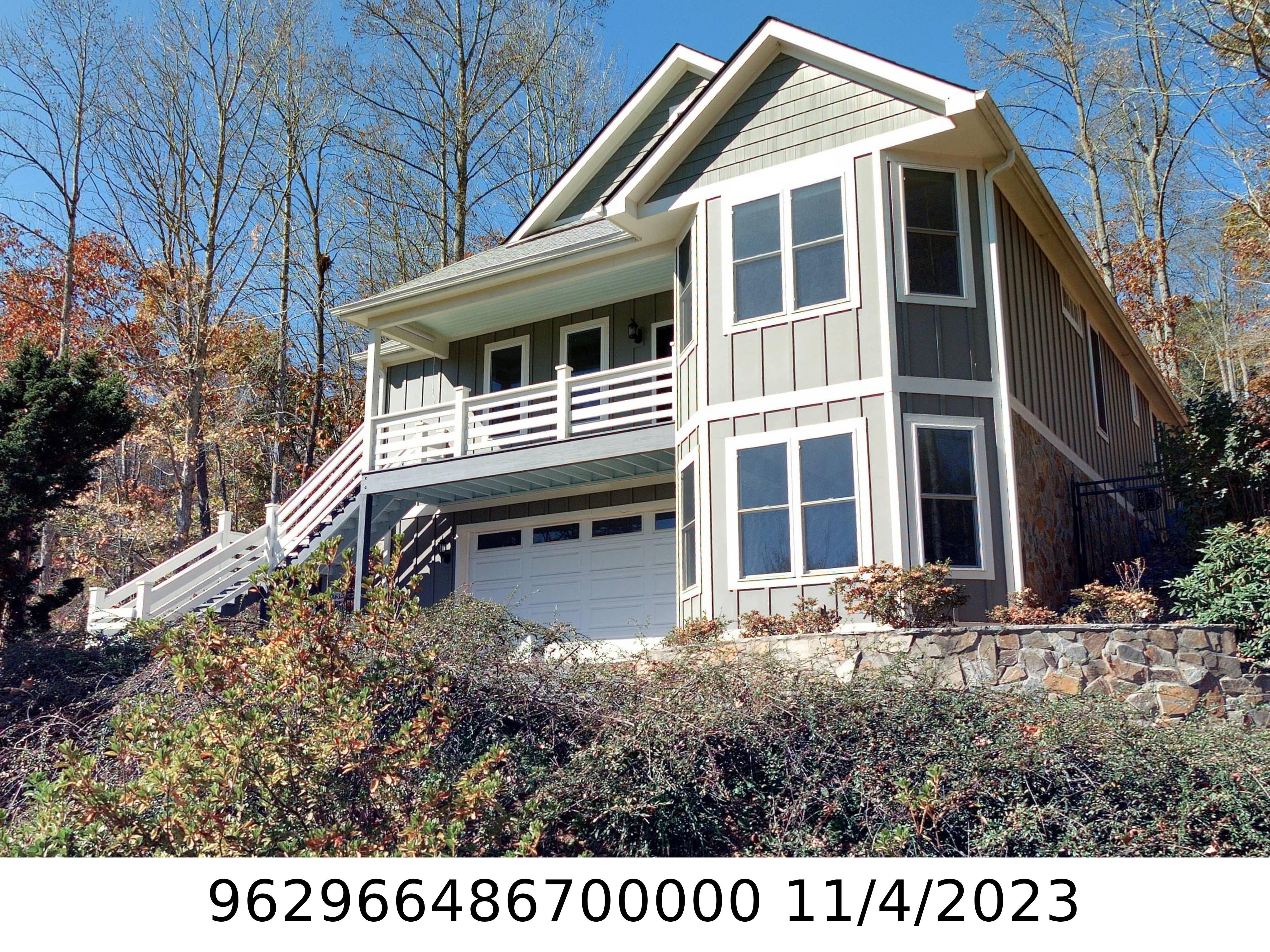 A picture of the property located at 26 KENAI DR, ASHEVILLE NC 28806.