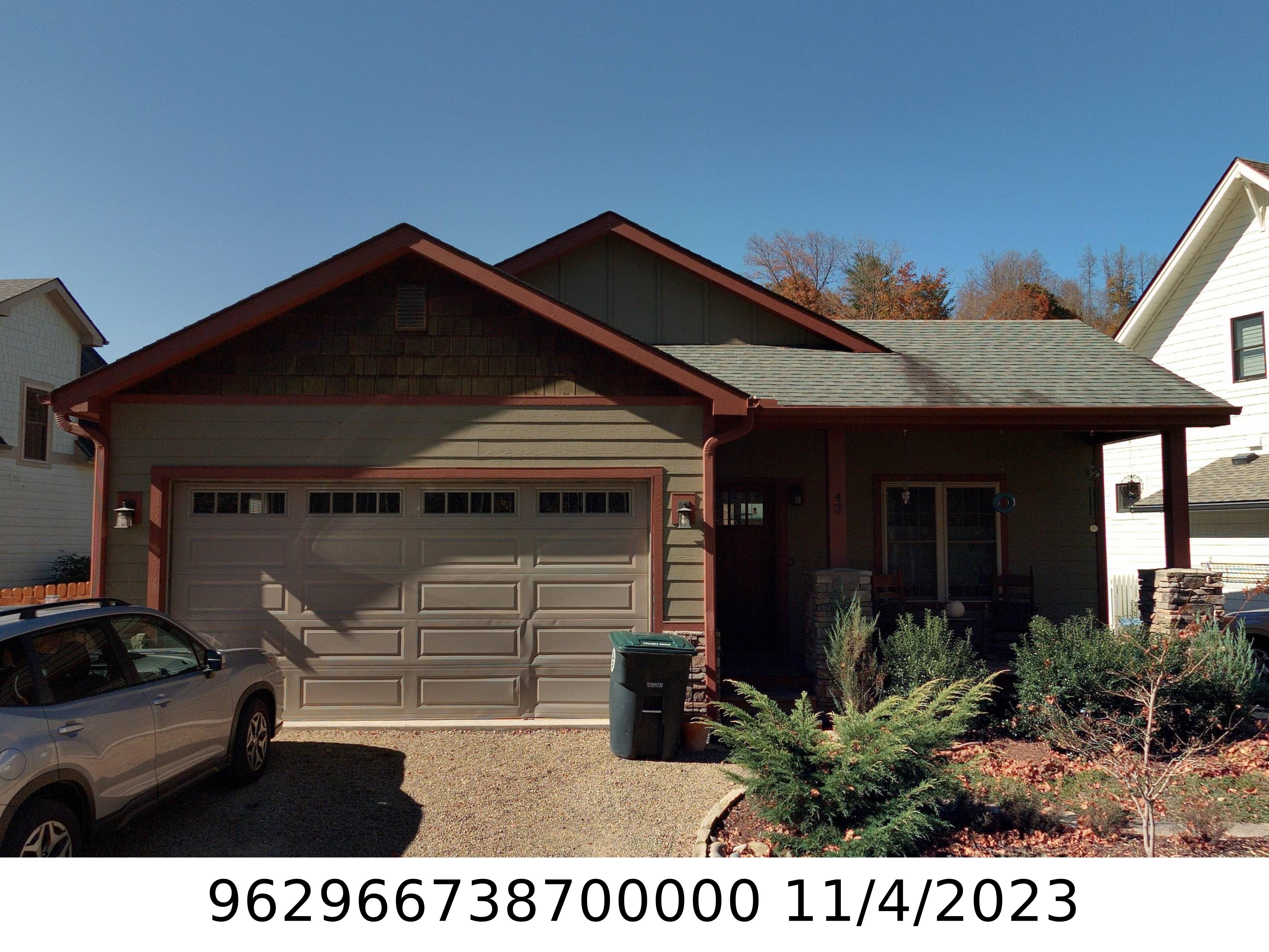 A picture of the property located at 42 DESTINATION DR, ASHEVILLE NC 28806.