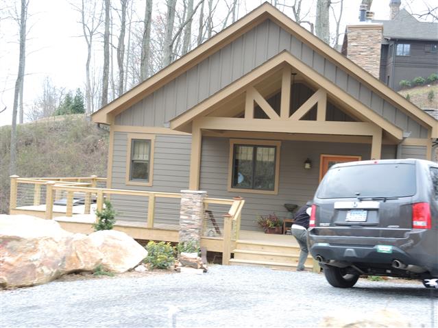 A picture of the property located at 96 DESTINATION DR WOODFIN NC.