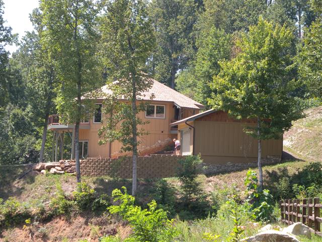 A picture of the property located at 40 DENALI DR, ASHEVILLE NC 28806.