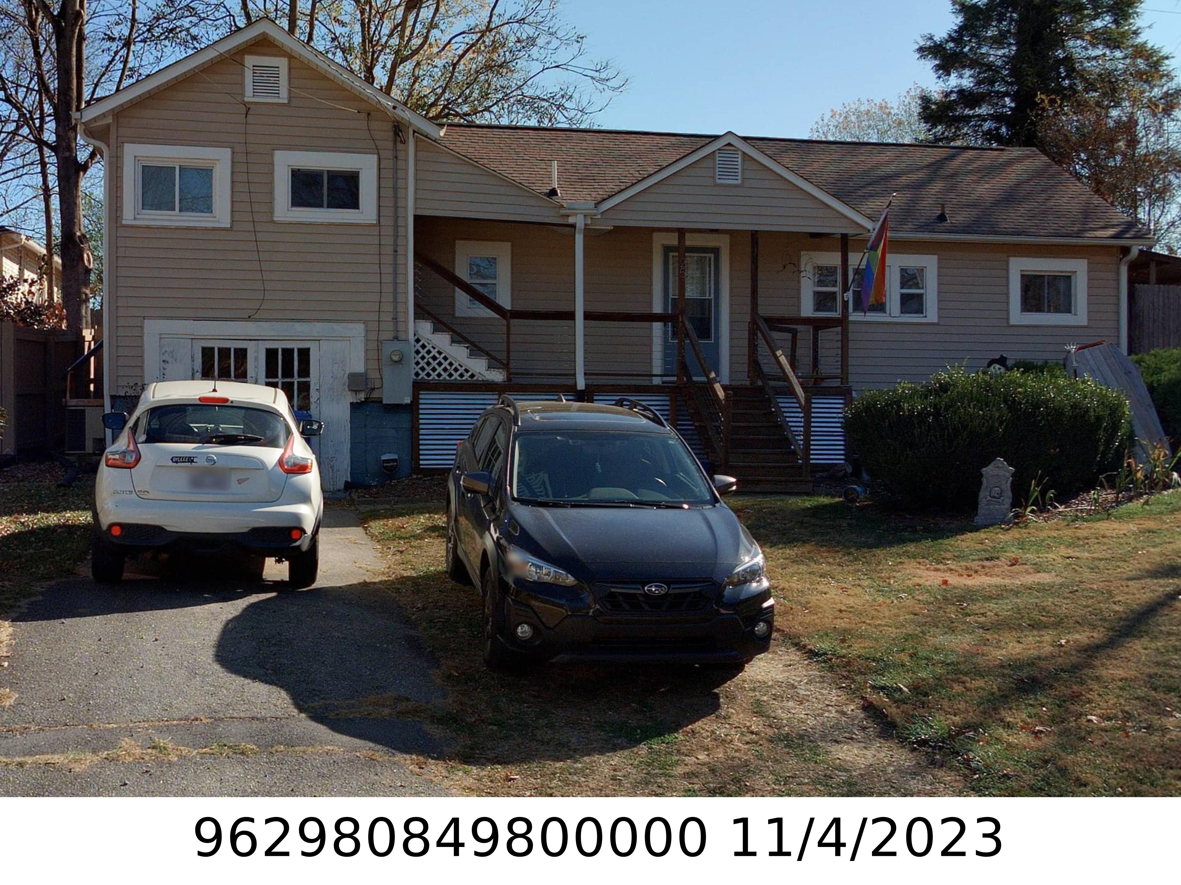 A picture of the property located at 25 OAK HILL CIR, ASHEVILLE NC 28806.