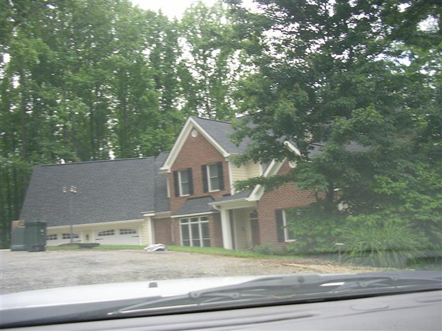 A picture of the property located at 11 ROUND ROBIN LN, MILLS RIVER NC 28759.