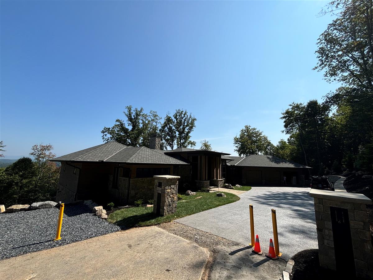 A picture of the property located at 216 SECLUDED HILLS LN, ARDEN NC 28704.