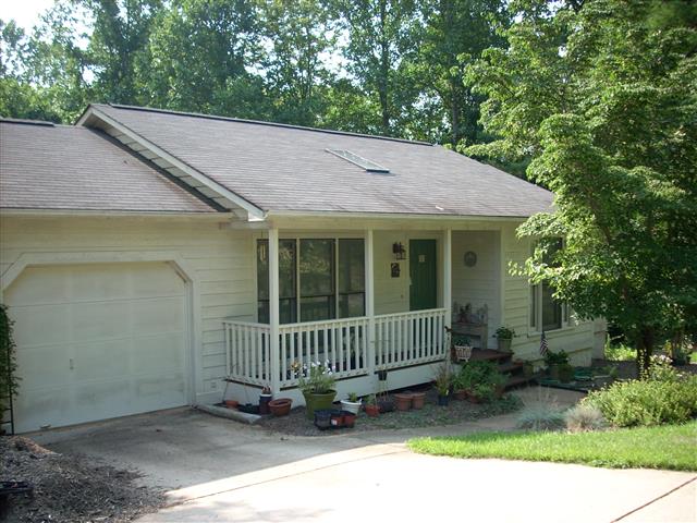 A picture of the property located at 54 PINE RIDGE TRL, ARDEN NC 28704.