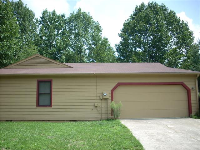 A picture of the property located at 2 PINE RIDGE TRL, ARDEN NC 28704.