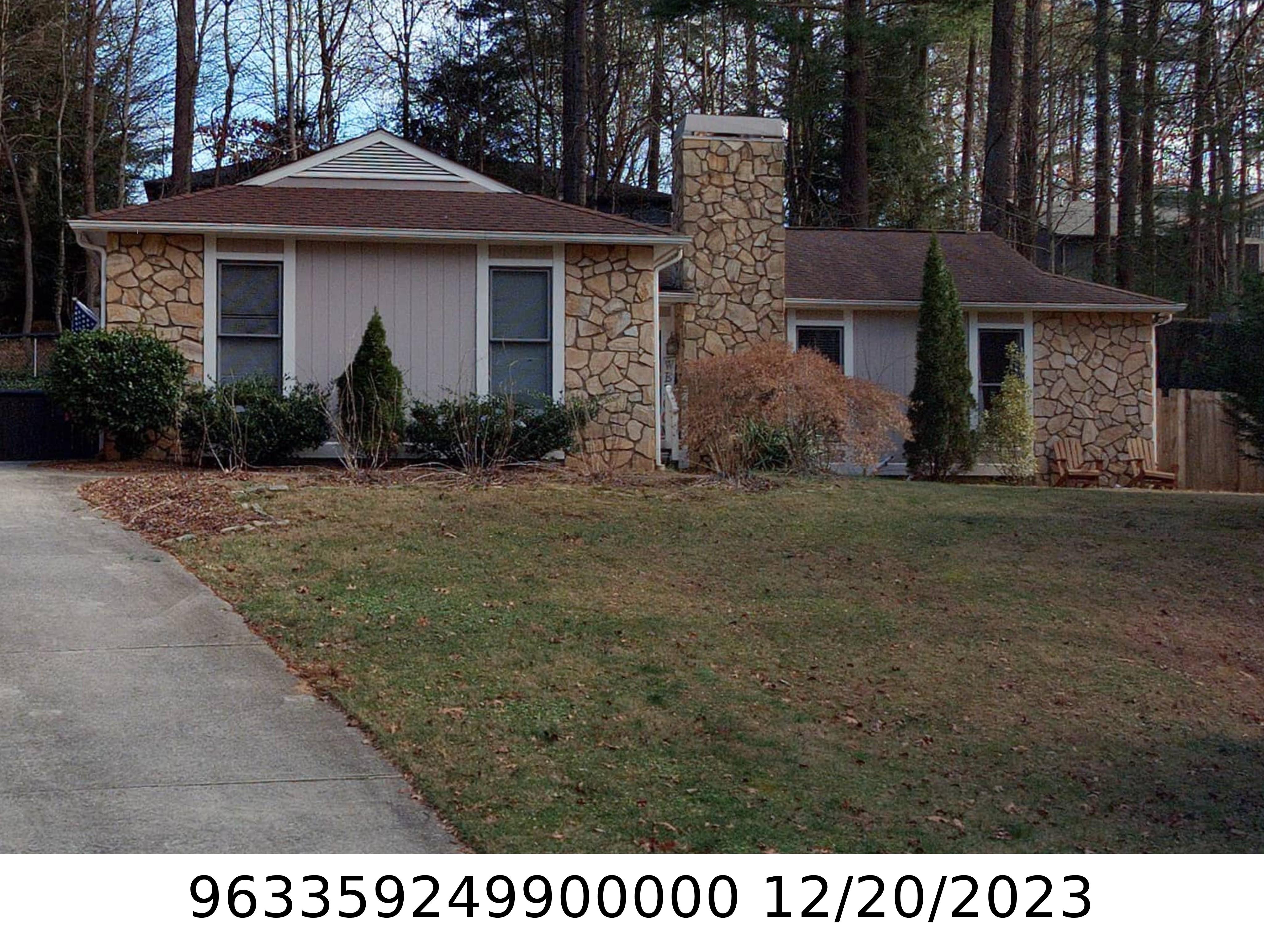 A picture of the property located at 9 TURKEY TOE LN, ARDEN NC 28704.
