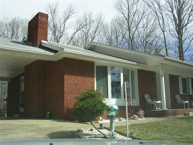 A picture of the property located at 30 ORCHARD DR, ARDEN NC 28704.