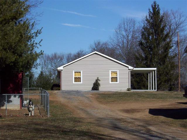 A picture of the property located at 23 CURTIS GLENN DR, ARDEN NC 28704.