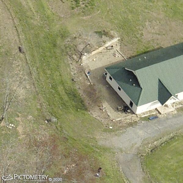 A picture of the property located at 1 LISENBEE DR, ARDEN NC 28704.