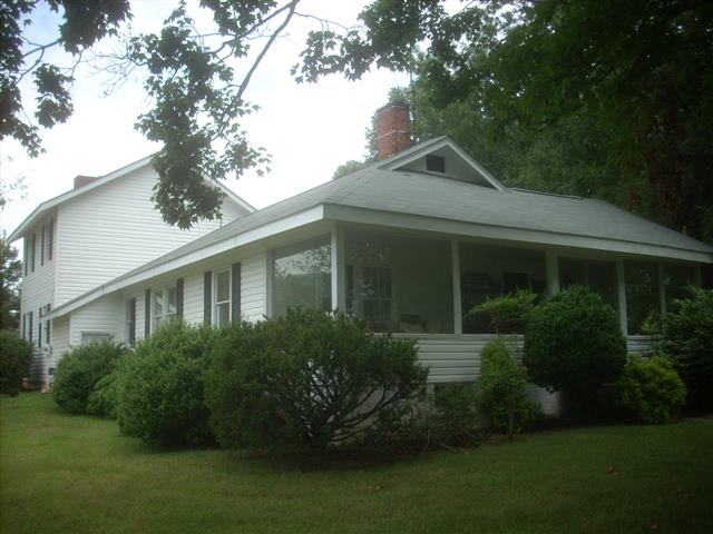 A picture of the property located at 700 GLENN BRIDGE RD UNINCORPORATED.