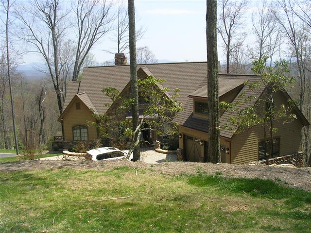 A picture of the property located at 6 RAVEN CLIFF LN, ARDEN NC 28704.