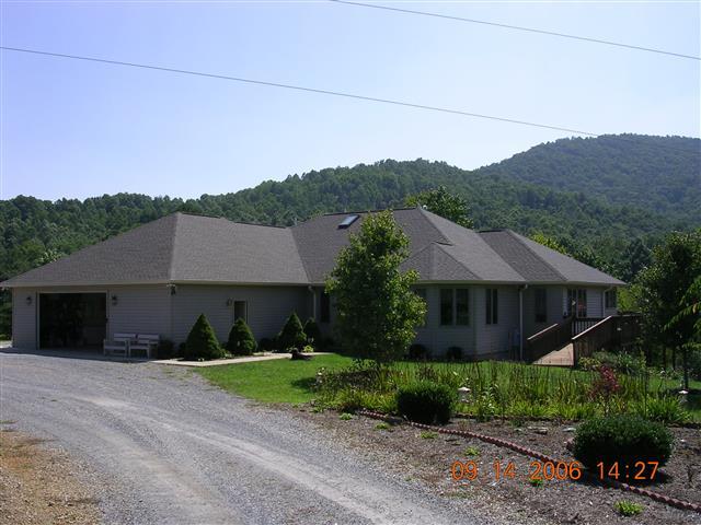 A picture of the property located at 17 DEER COVE LN, ARDEN NC 28704.