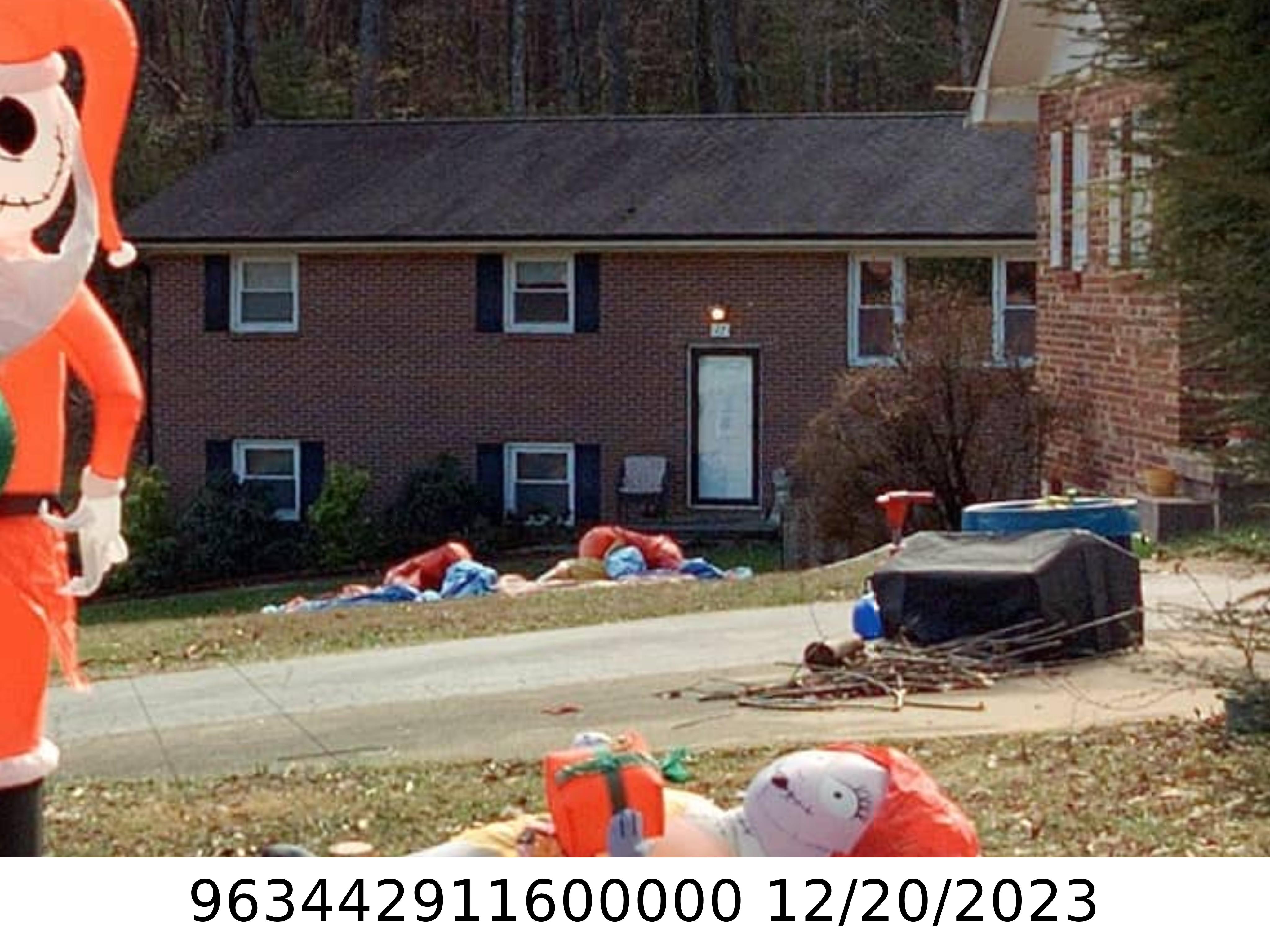 A picture of the property located at 11 PARKWOOD DR, ARDEN NC 28704.