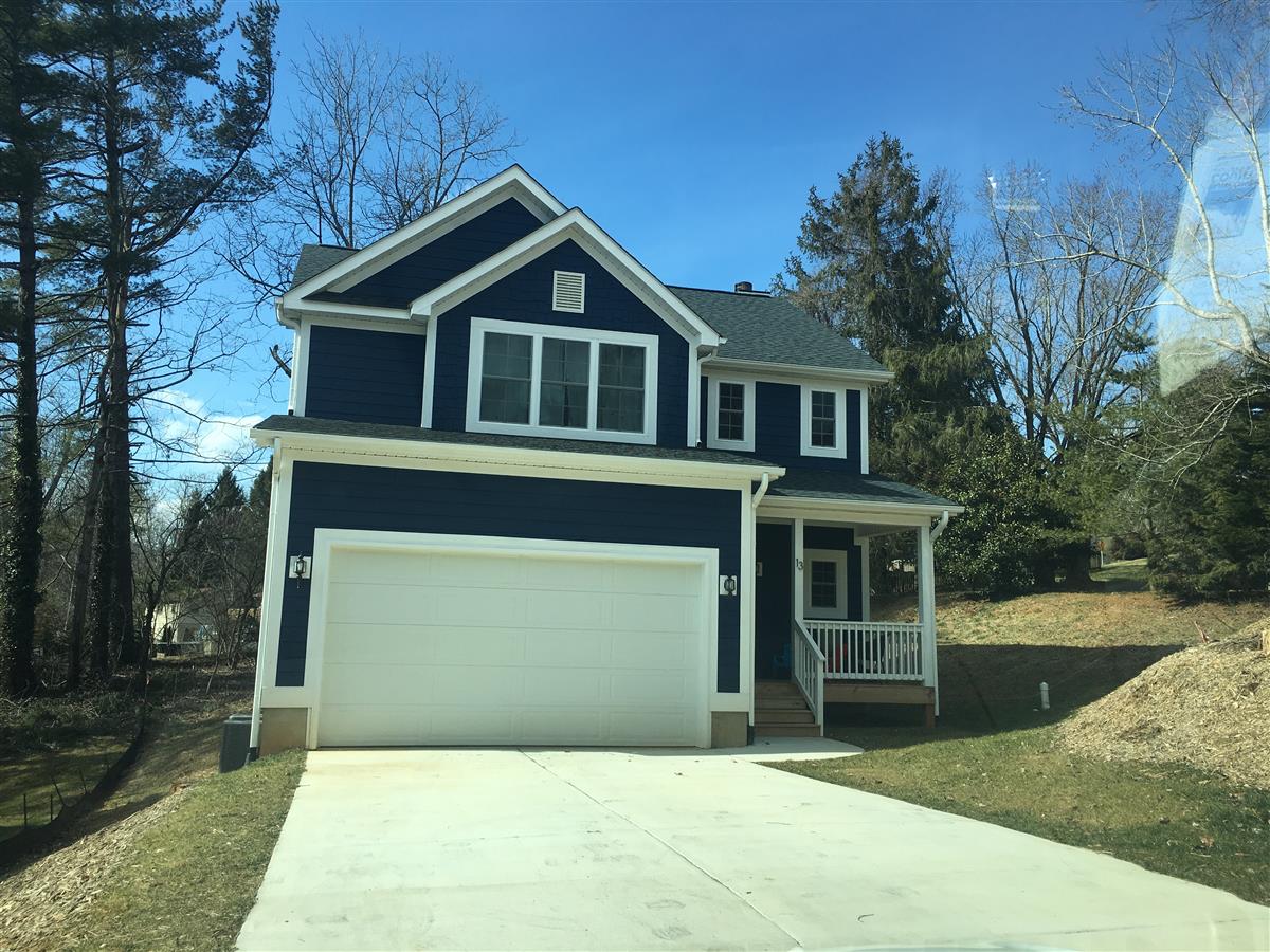A picture of the property located at 13 OAK SPRINGS DR, ARDEN NC 28704.