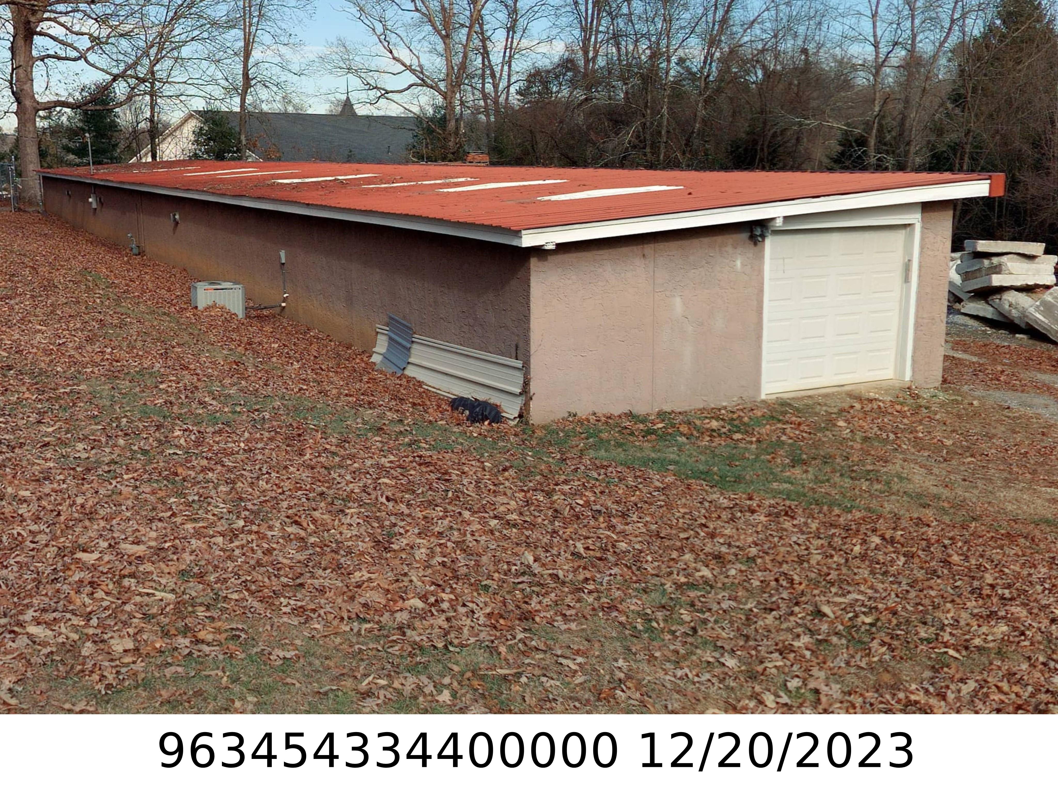 A picture of the property located at 7 CLOVERNOOK DR, ARDEN NC 28704.