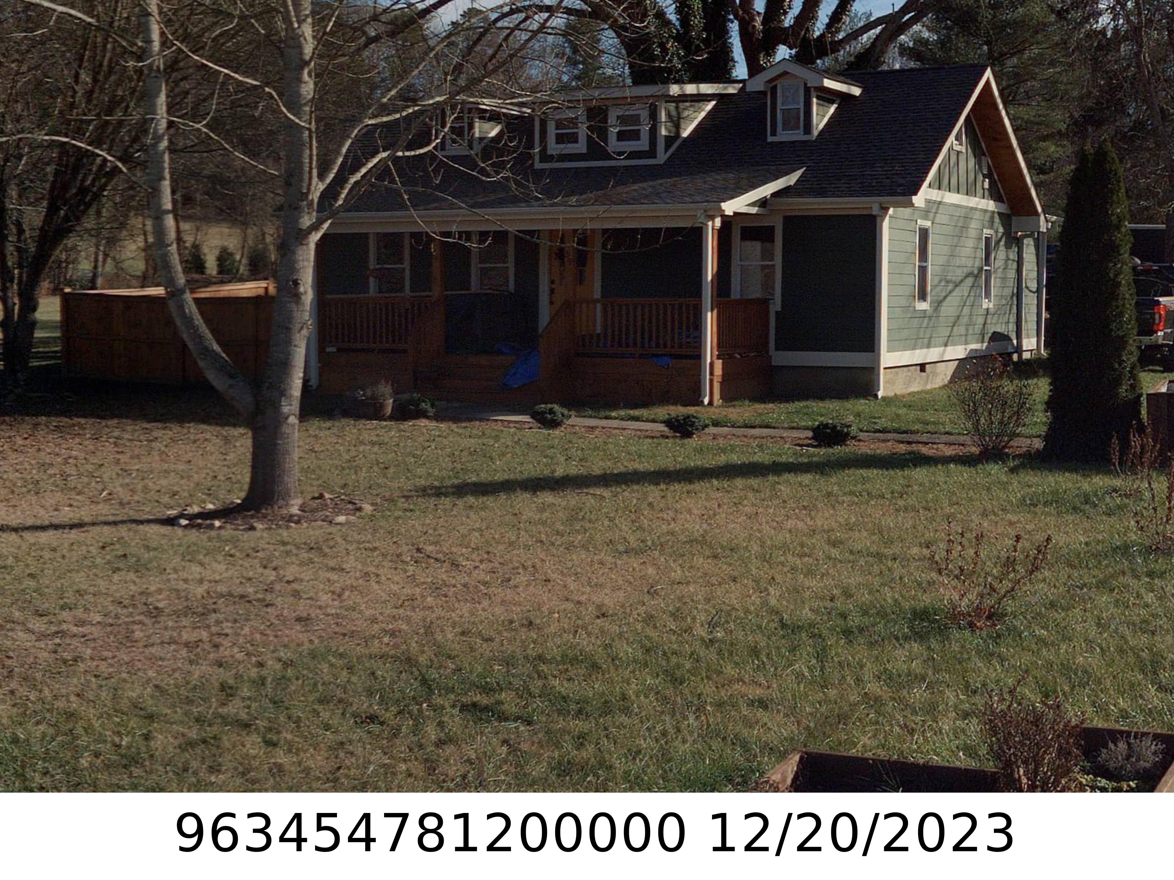 A picture of the property located at 39 W HAVEN DR, ARDEN NC 28704.