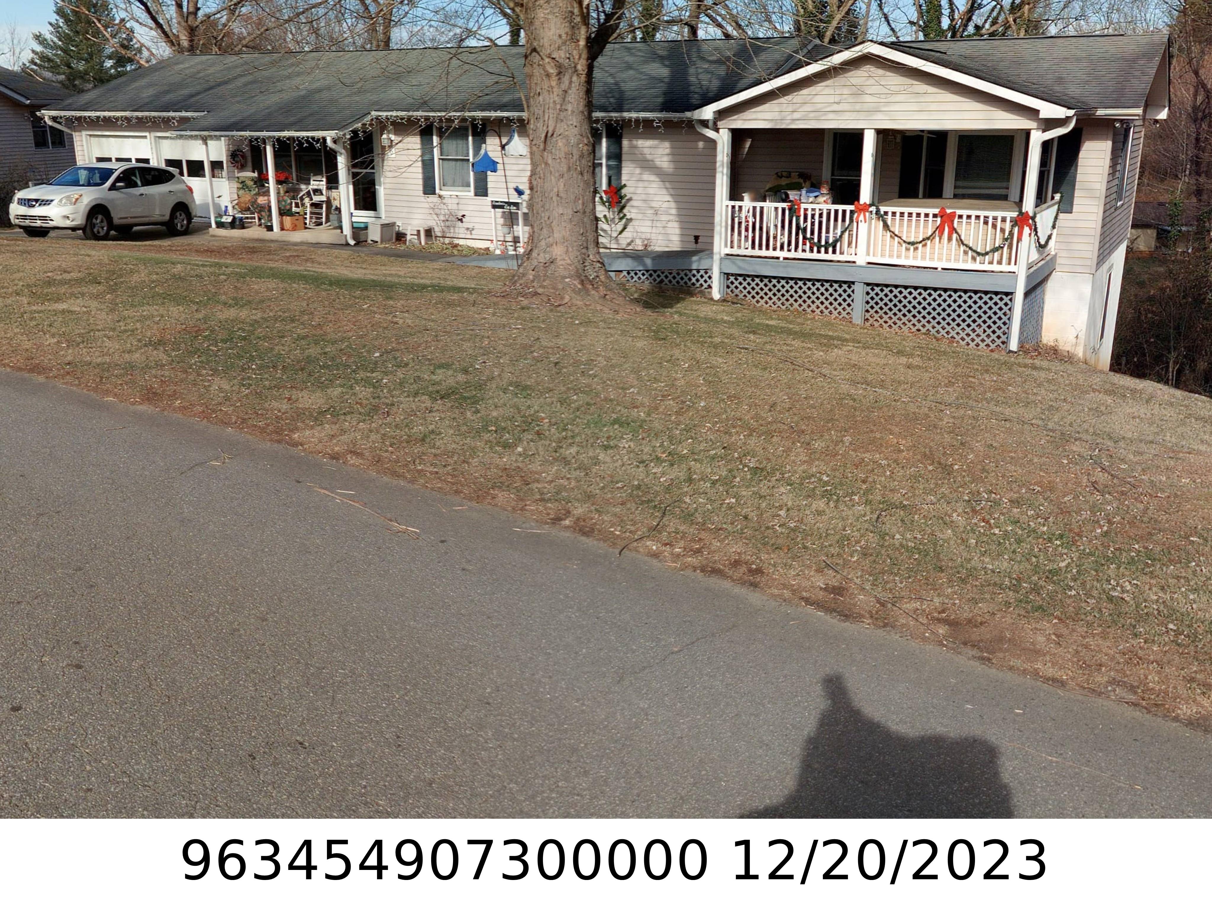 A picture of the property located at 18 SOUTHWICKE DR, ARDEN NC 28704.