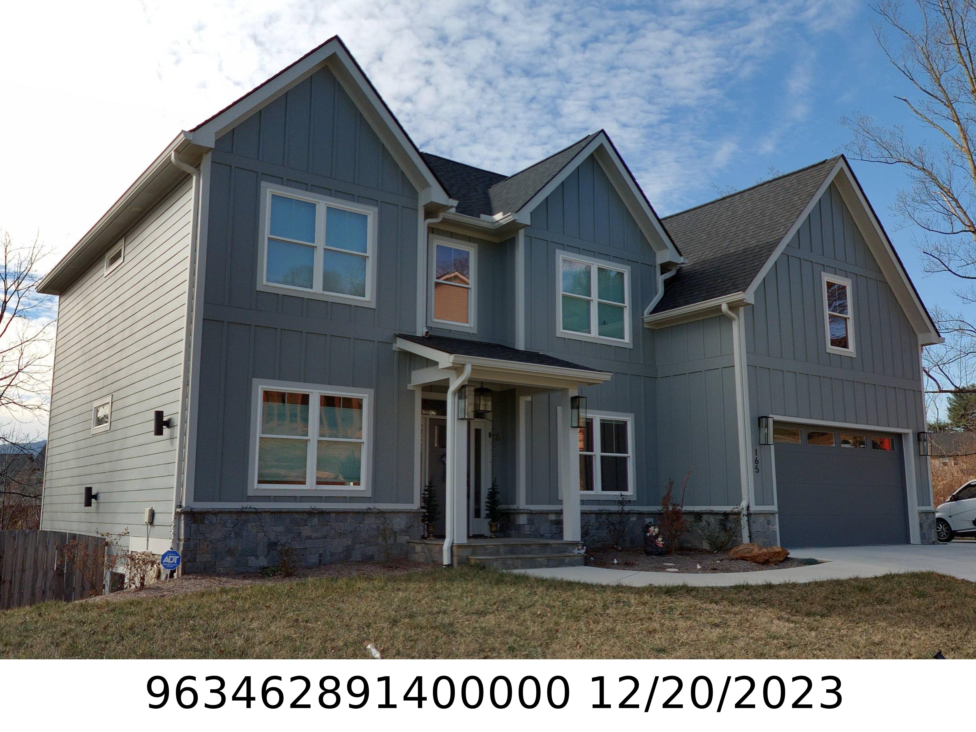 A picture of the property located at 165 MEADOW BREEZE RD, ARDEN NC 28704.