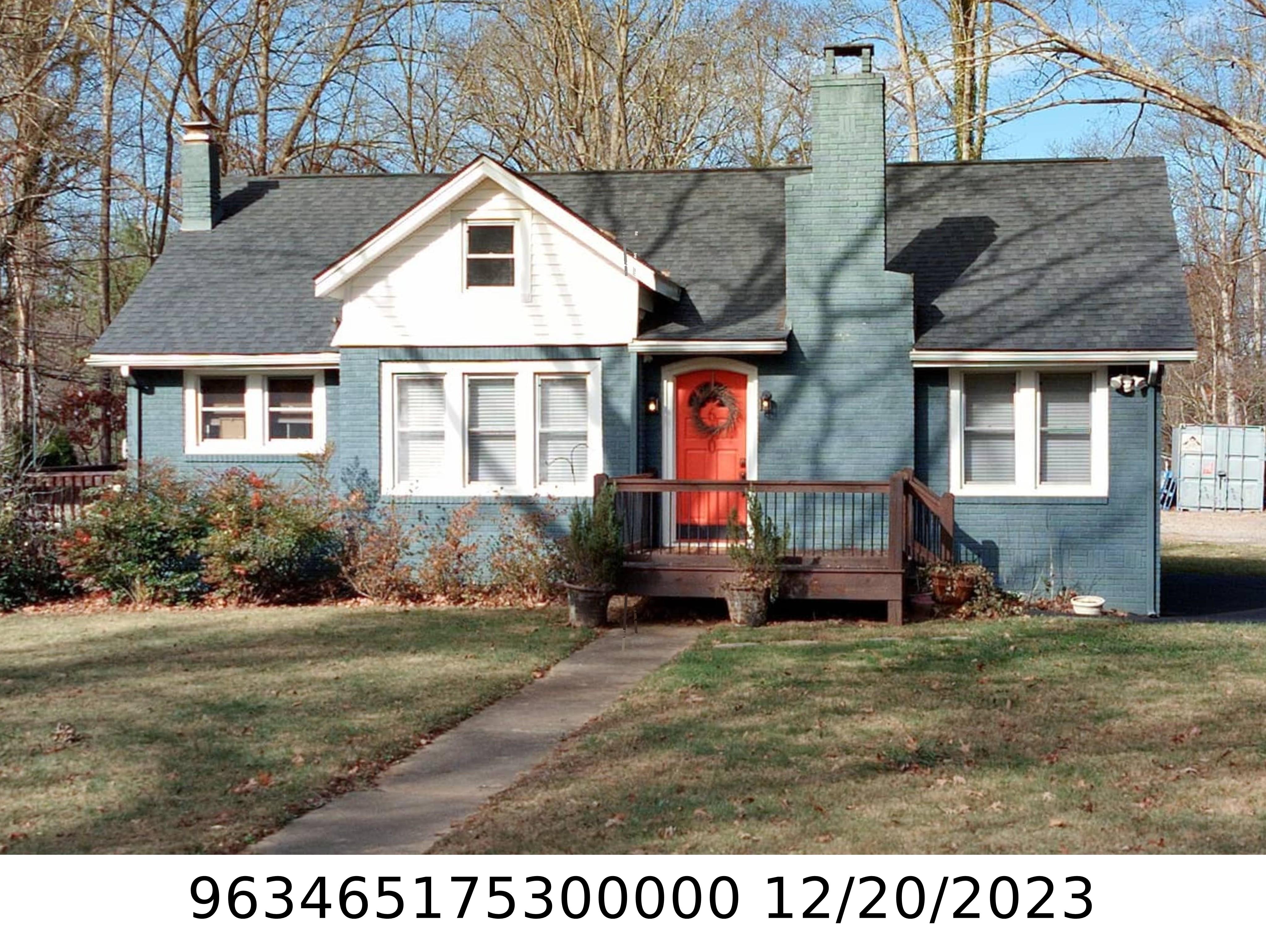 A picture of the property located at 610 LONG SHOALS RD, ARDEN NC 28704.